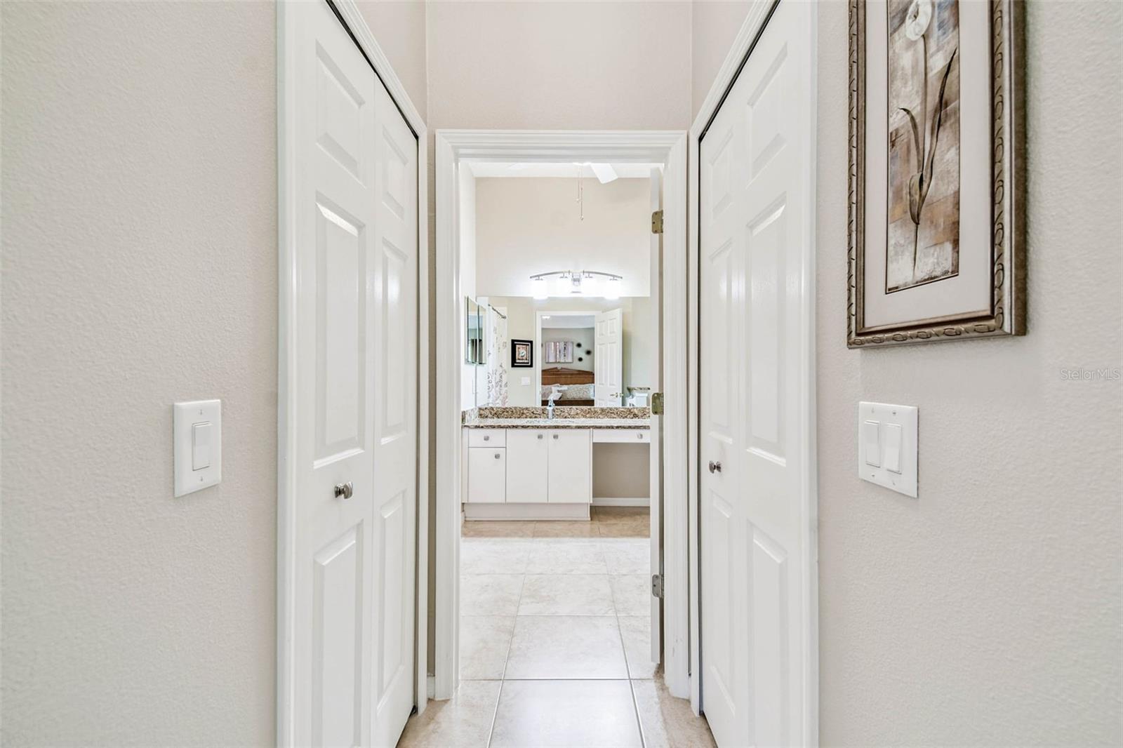 Image 22 of 41 For 12202 Arron Terrace