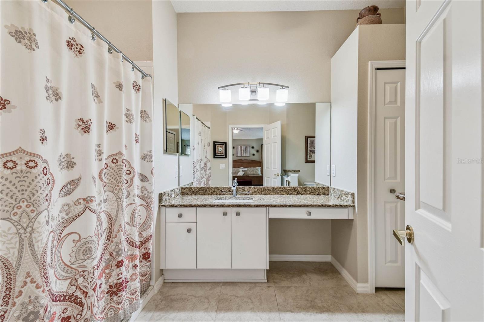 Image 23 of 41 For 12202 Arron Terrace