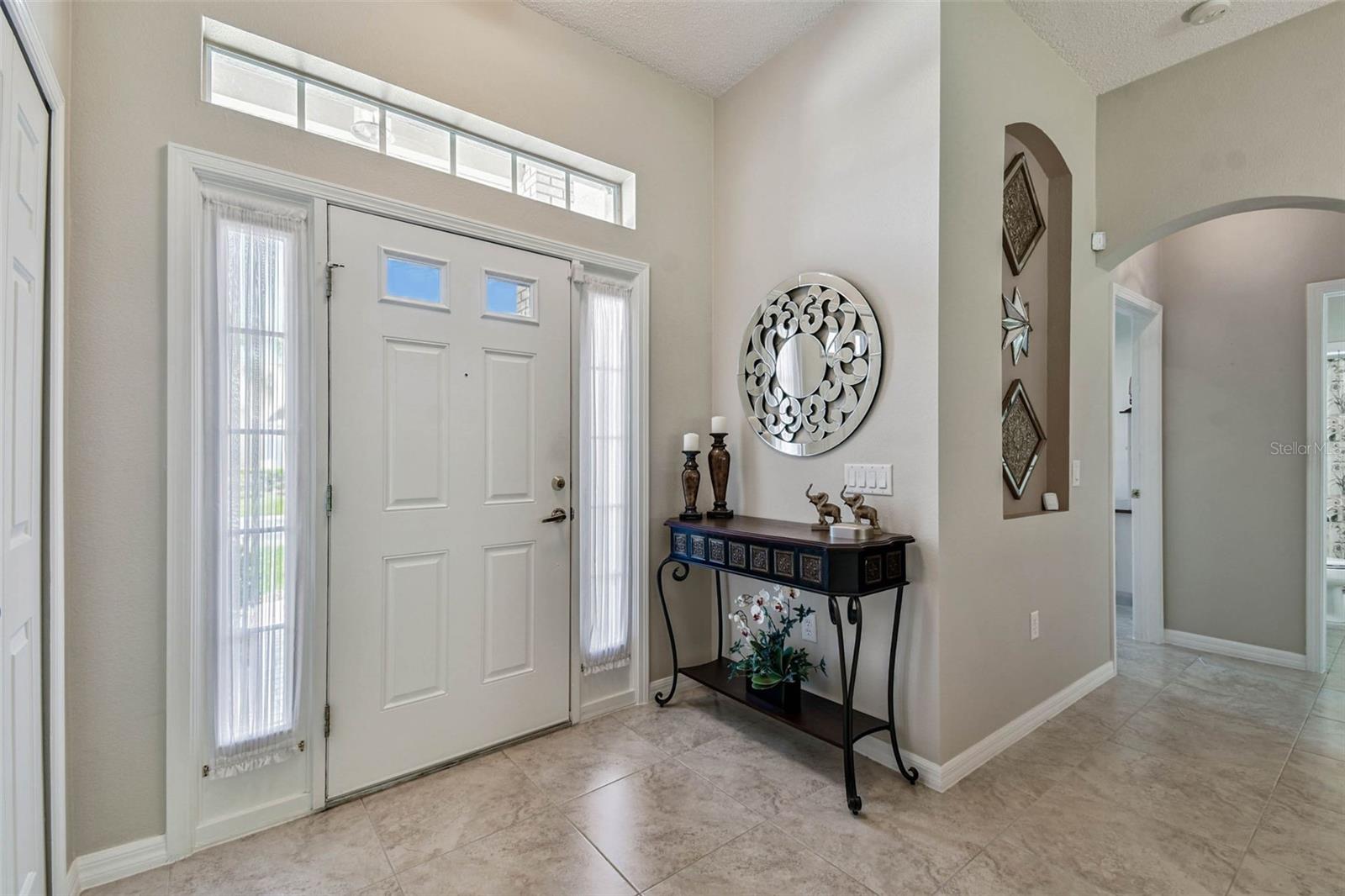Image 6 of 41 For 12202 Arron Terrace