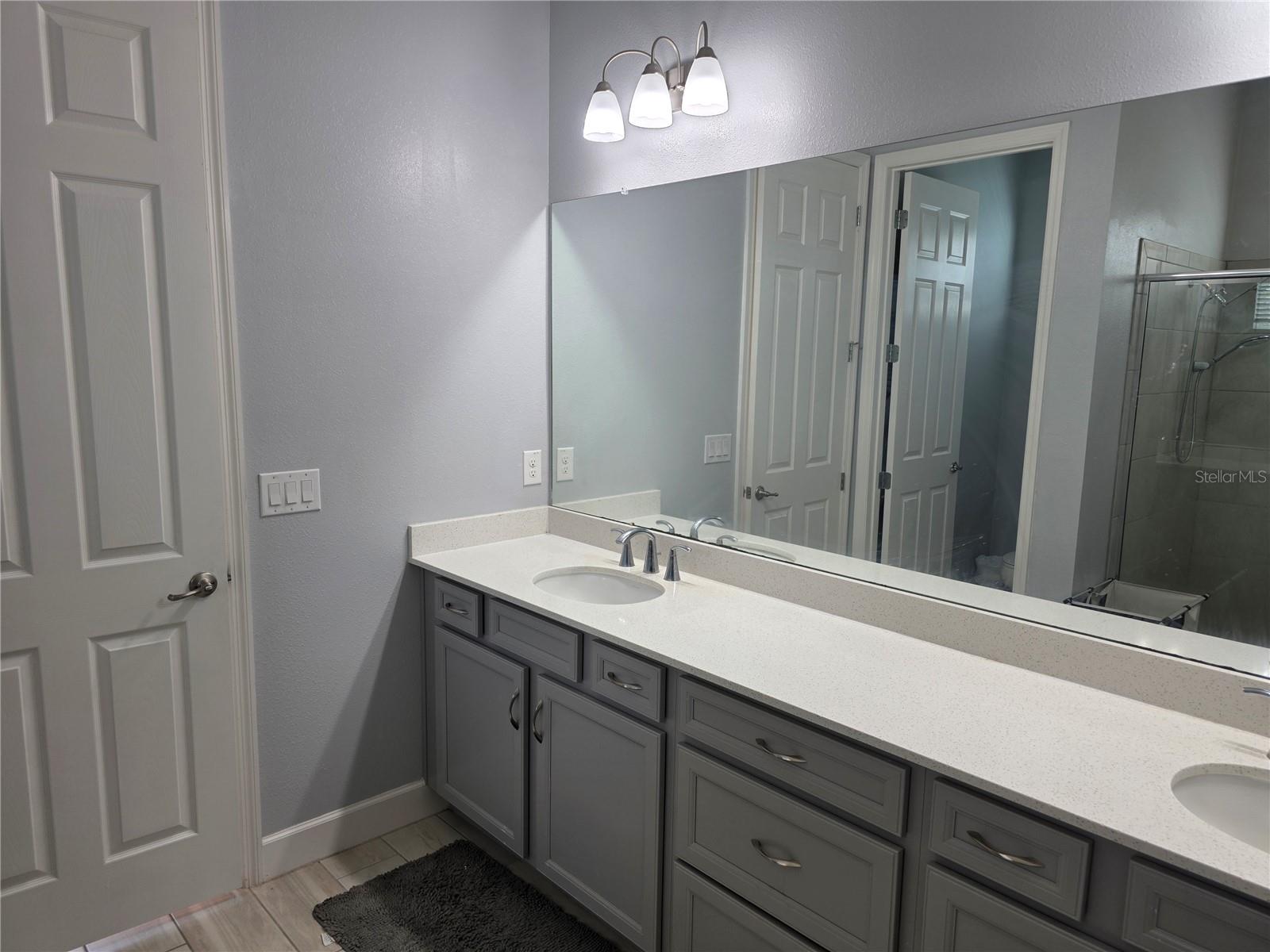 Image 20 of 72 For 6123 Voyagers Place