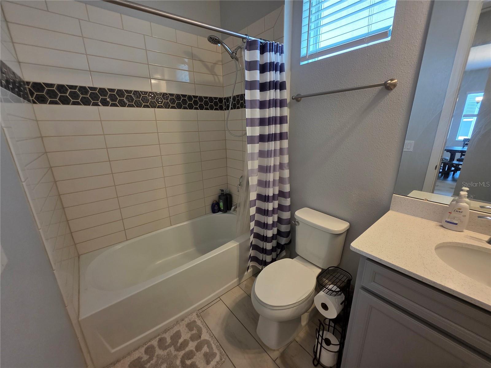 Image 29 of 72 For 6123 Voyagers Place