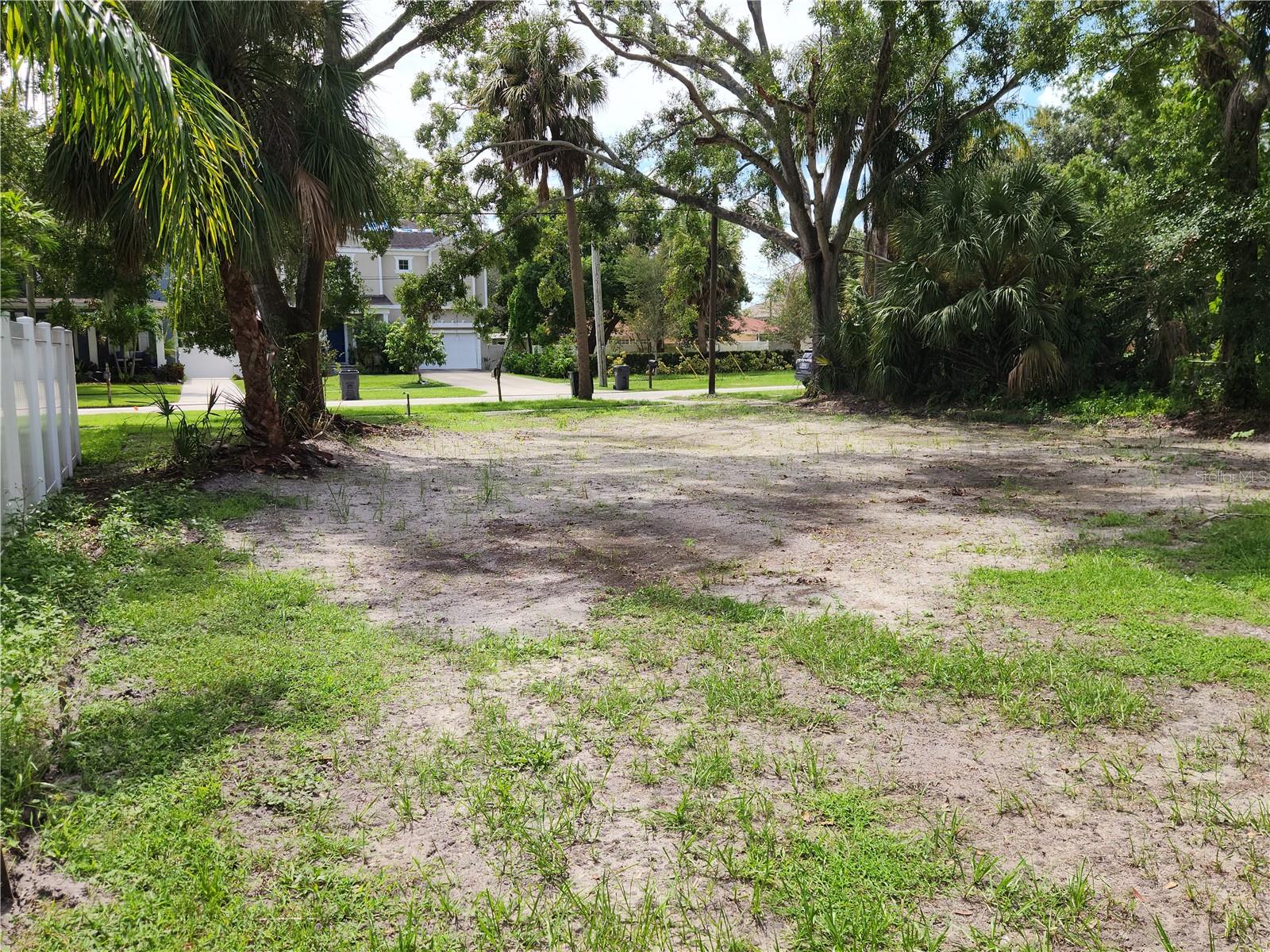 Details for 107 Arlington Avenue E, OLDSMAR, FL 34677