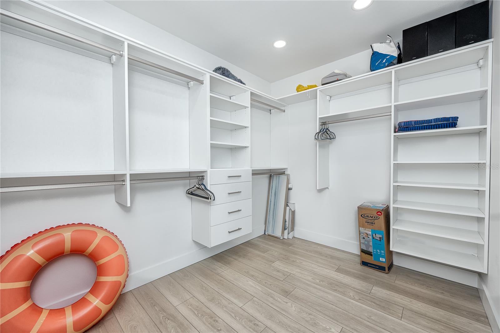 Image 31 of 62 For 300 150th Avenue 305