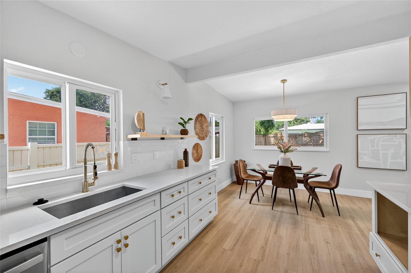 Image 12 of 43 For 6031 Highland Street S
