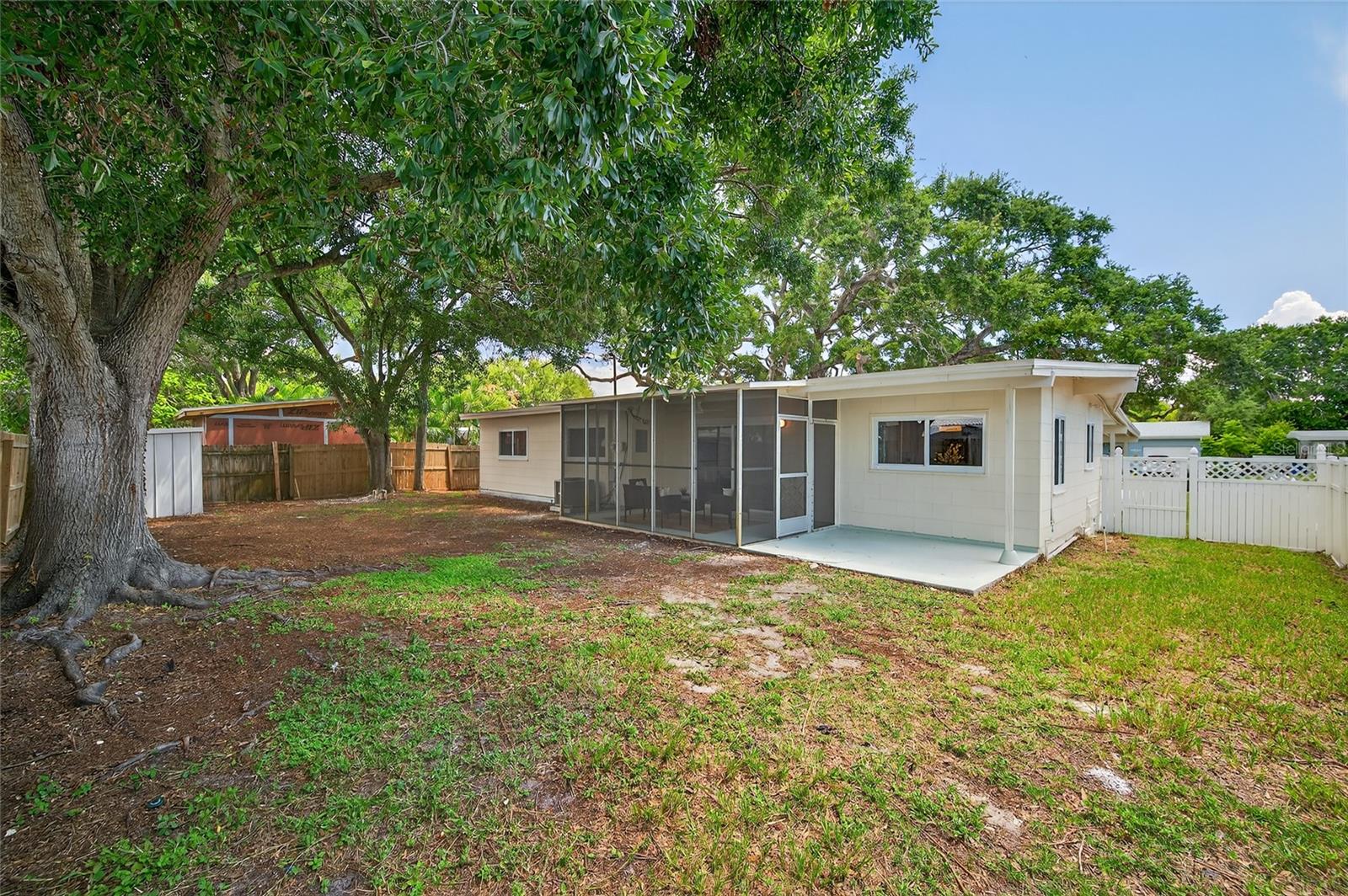 Image 42 of 43 For 6031 Highland Street S