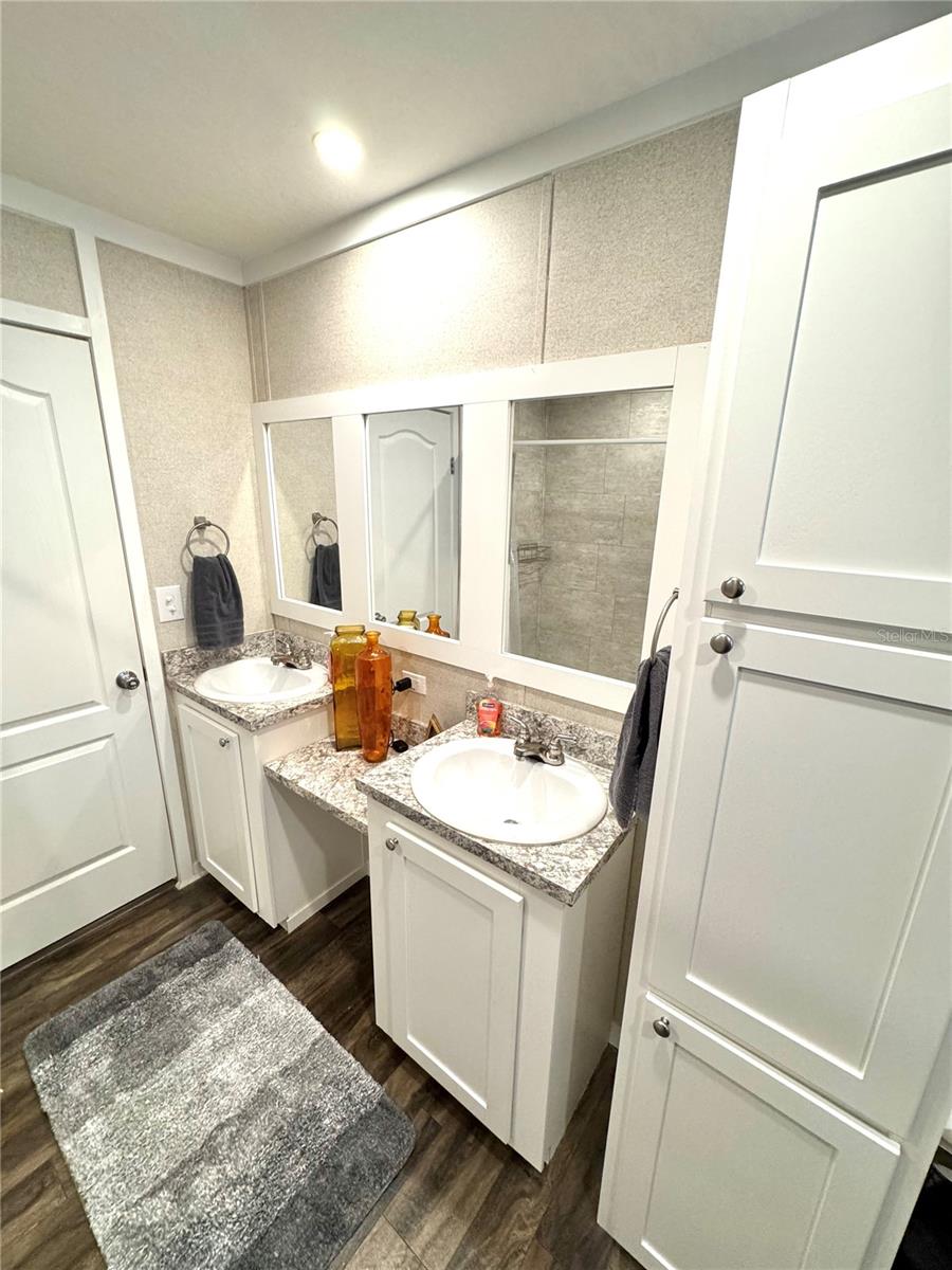 Image 20 of 38 For 7803 46th Avenue N 105