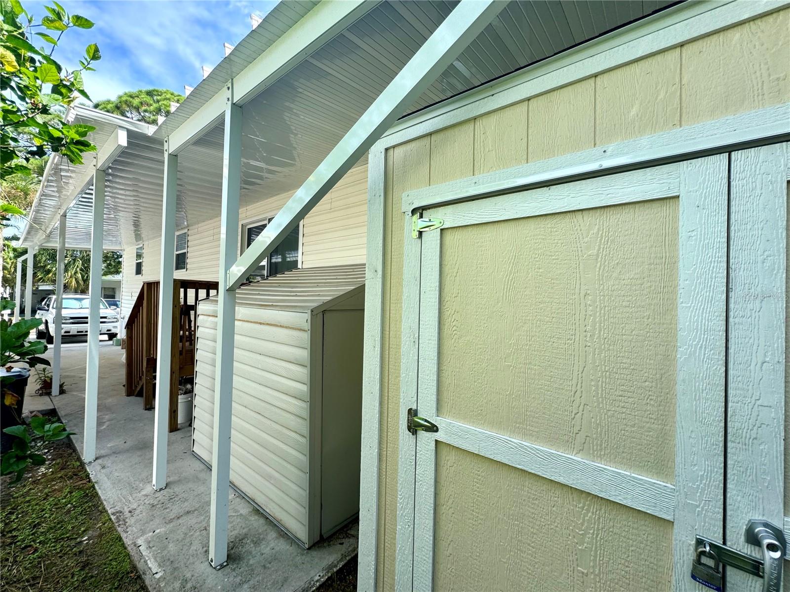 Image 32 of 38 For 7803 46th Avenue N 105