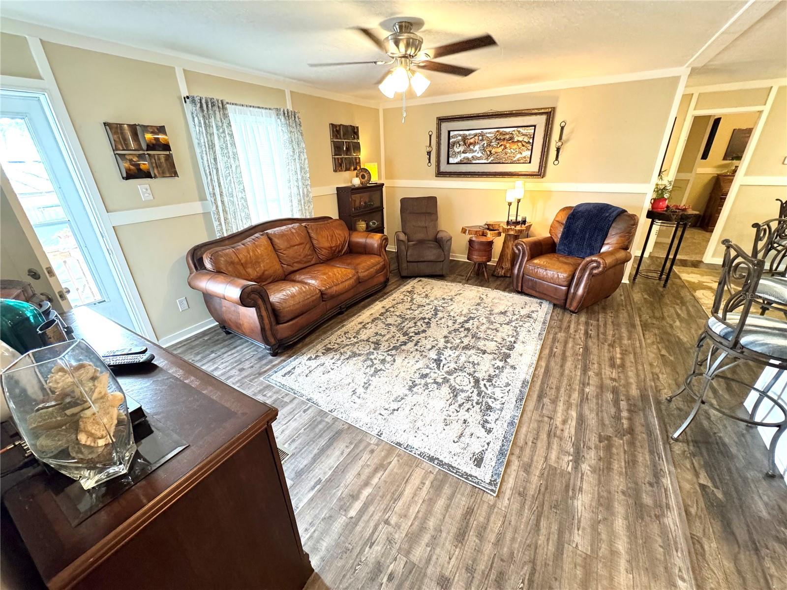 Image 9 of 38 For 7803 46th Avenue N 105