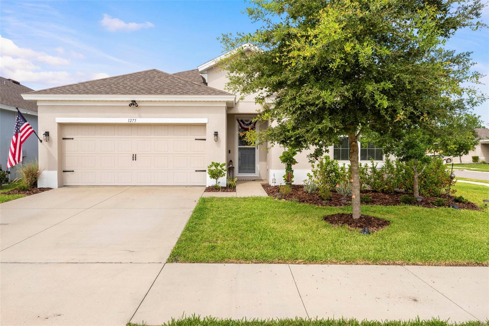 Image 2 of 82 For 1275 Old Windsor Way
