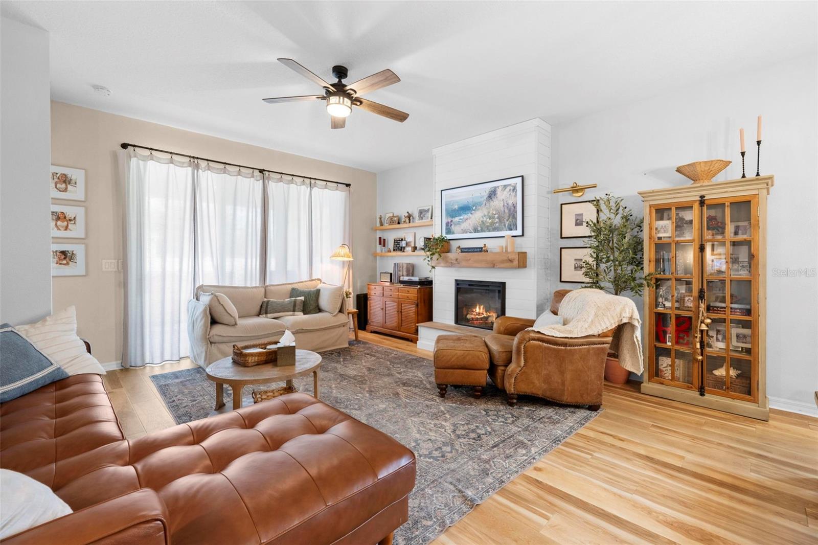 Image 31 of 82 For 1275 Old Windsor Way
