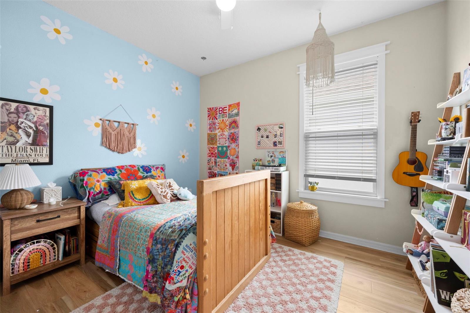 Image 37 of 82 For 1275 Old Windsor Way