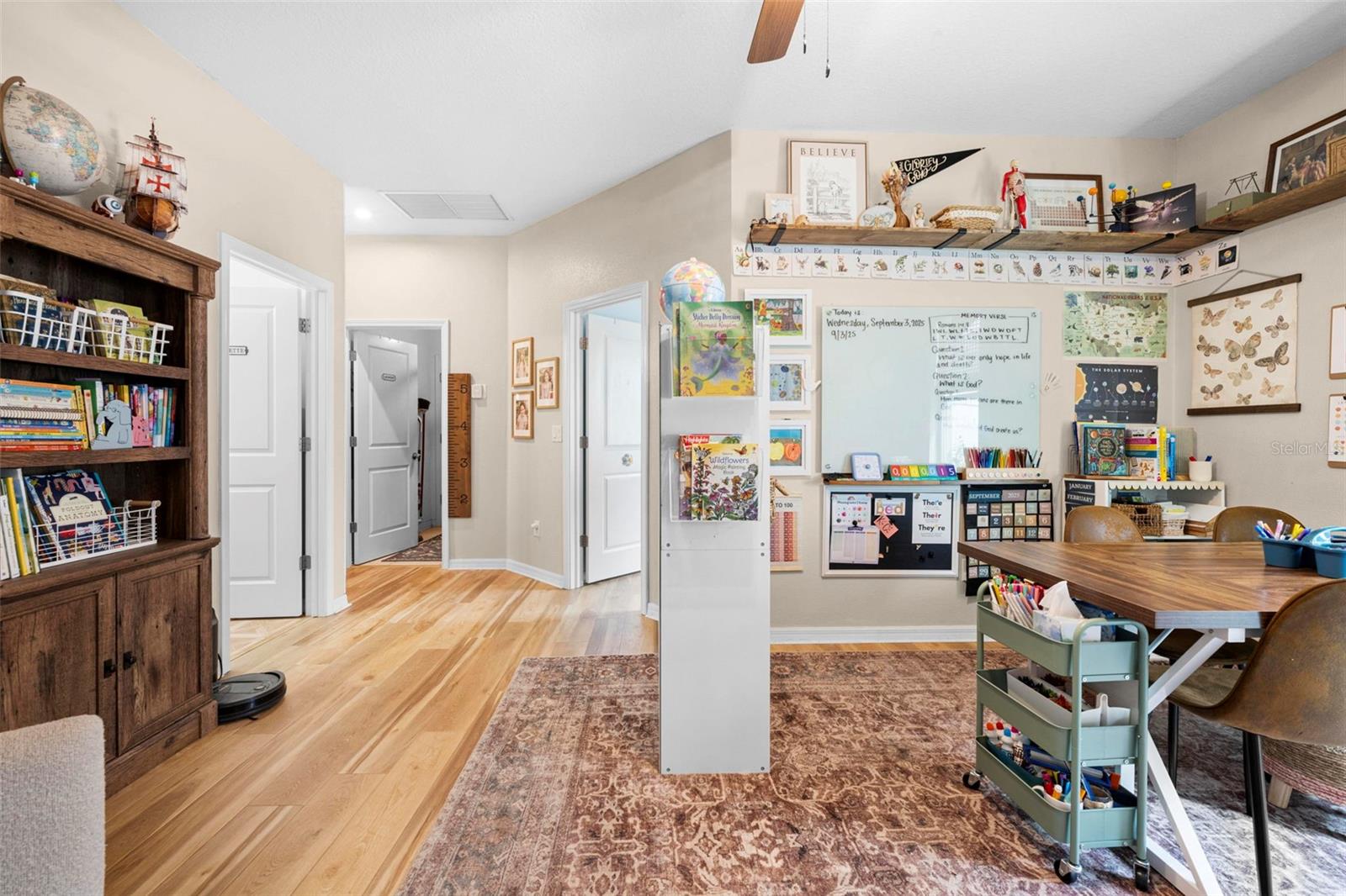Image 43 of 82 For 1275 Old Windsor Way