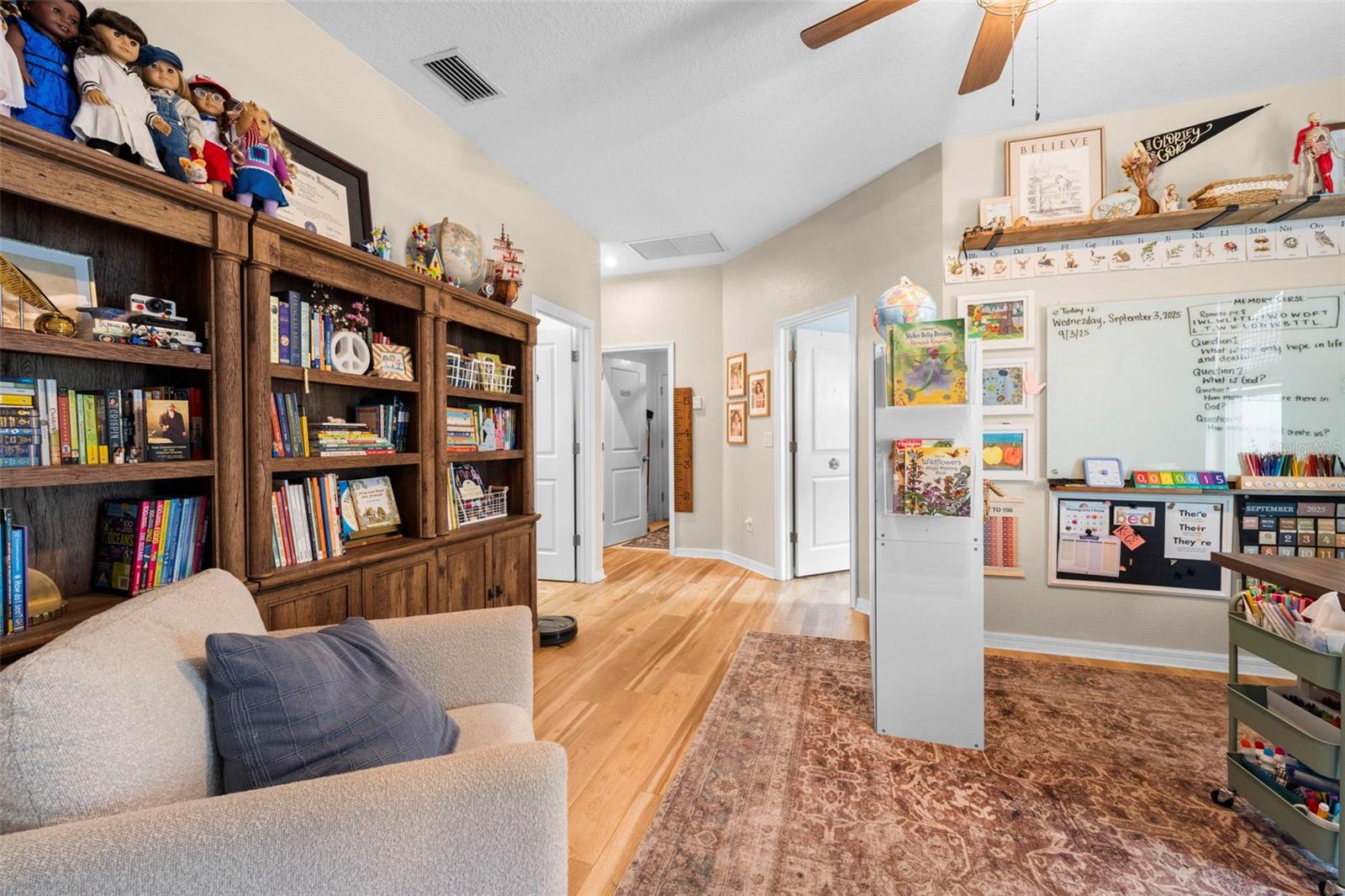Image 49 of 82 For 1275 Old Windsor Way