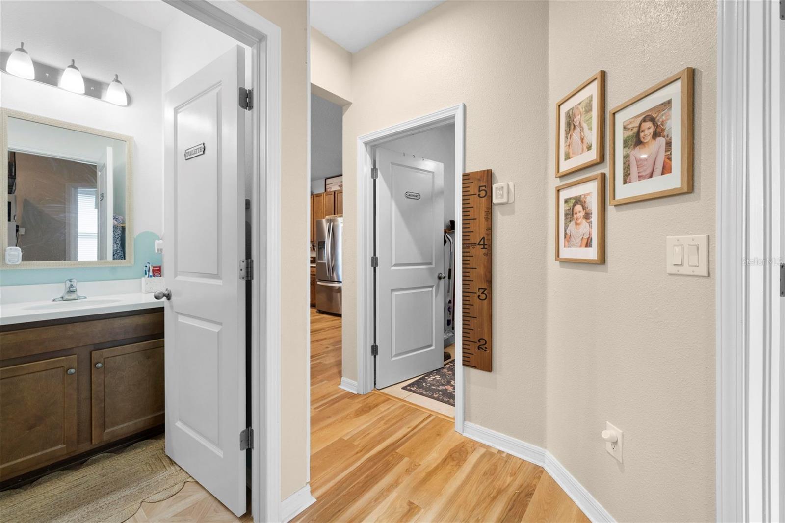 Image 50 of 82 For 1275 Old Windsor Way