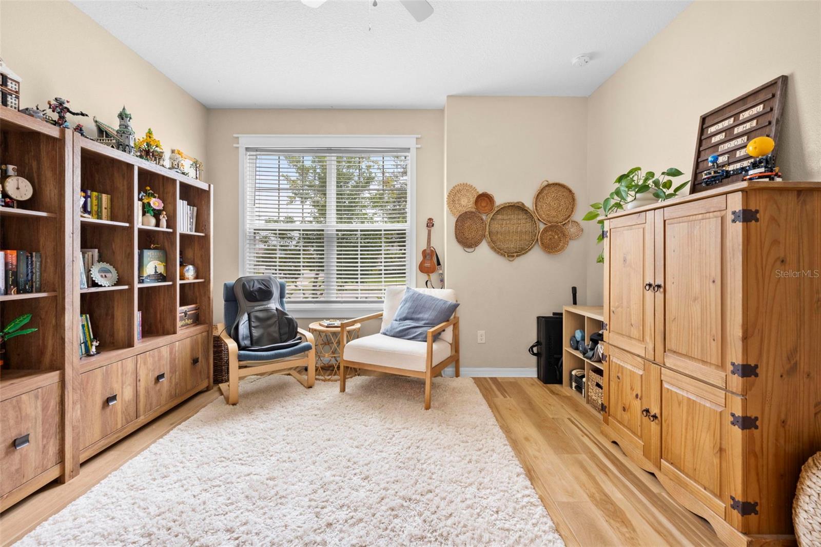 Image 61 of 82 For 1275 Old Windsor Way
