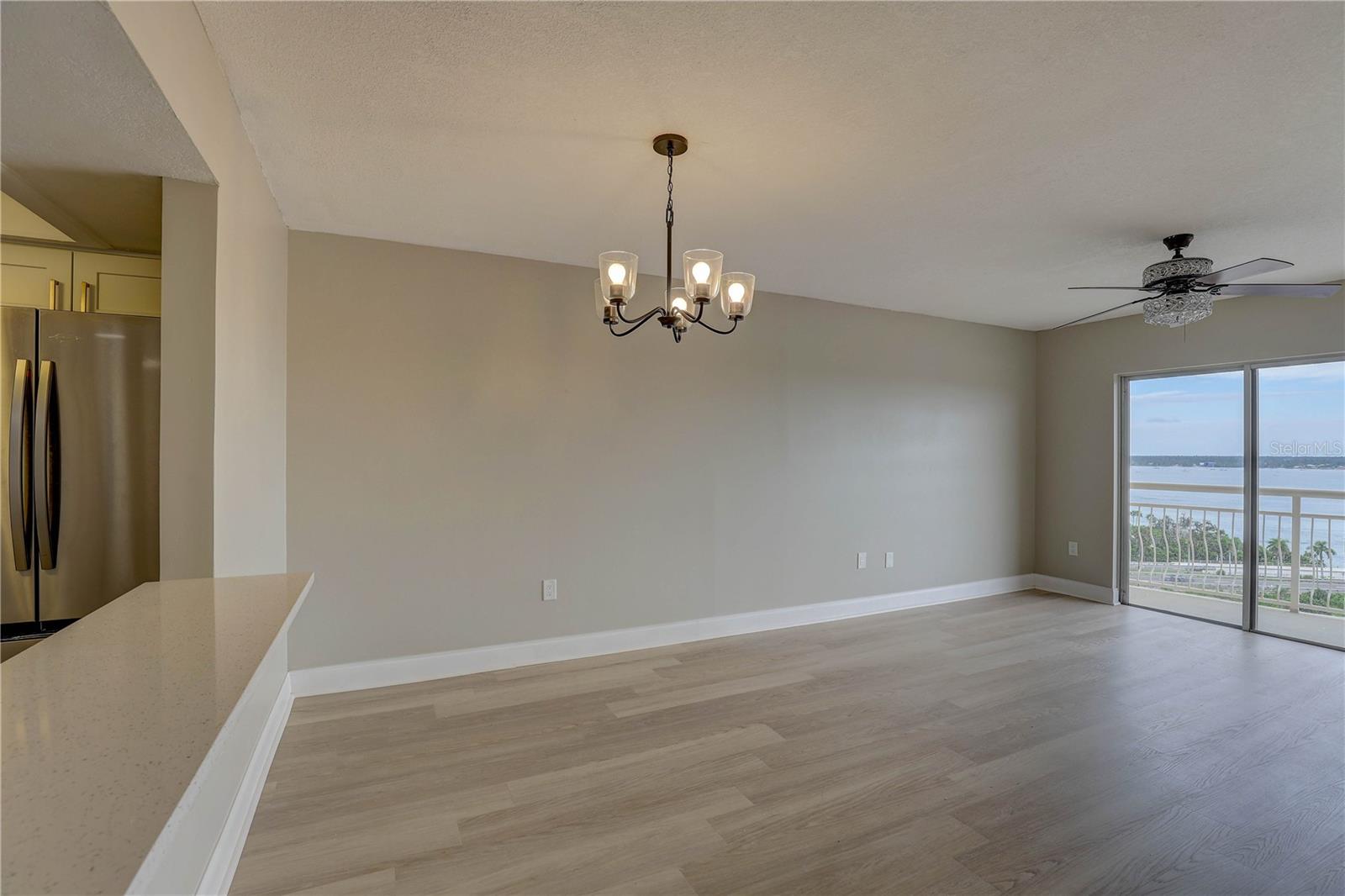 Image 14 of 39 For 4900 Brittany Drive S 1409