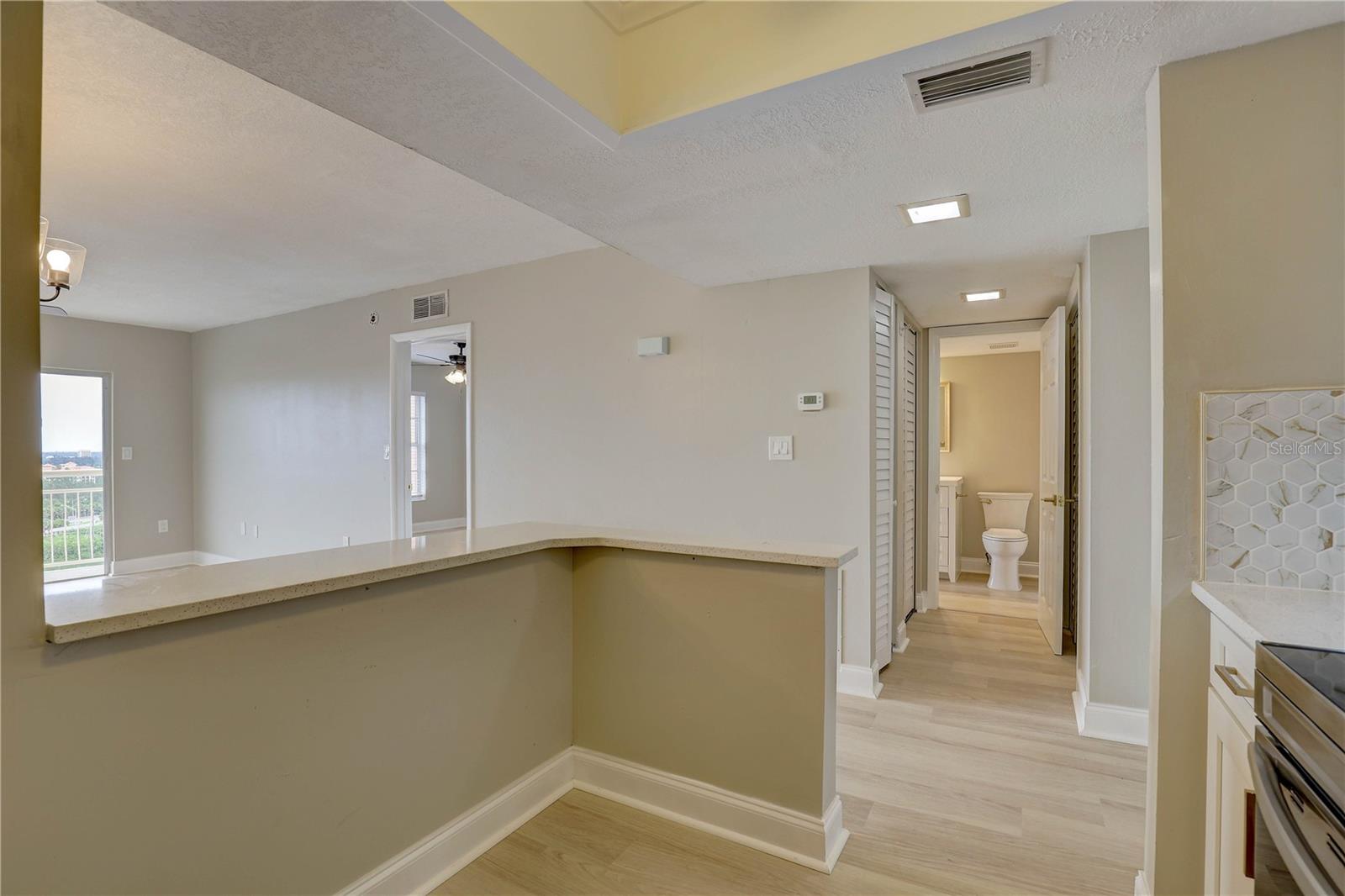 Image 15 of 39 For 4900 Brittany Drive S 1409