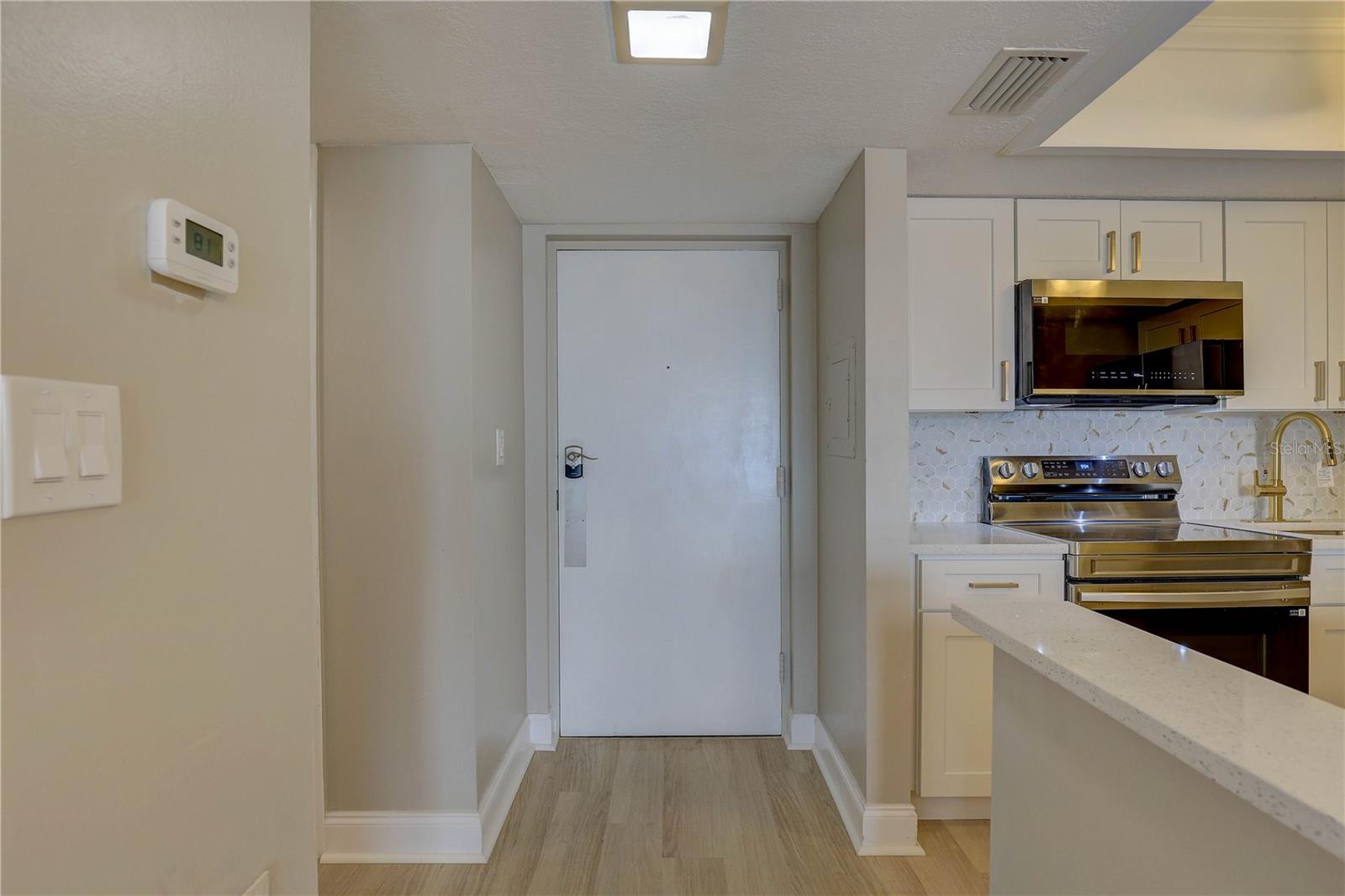 Image 8 of 39 For 4900 Brittany Drive S 1409