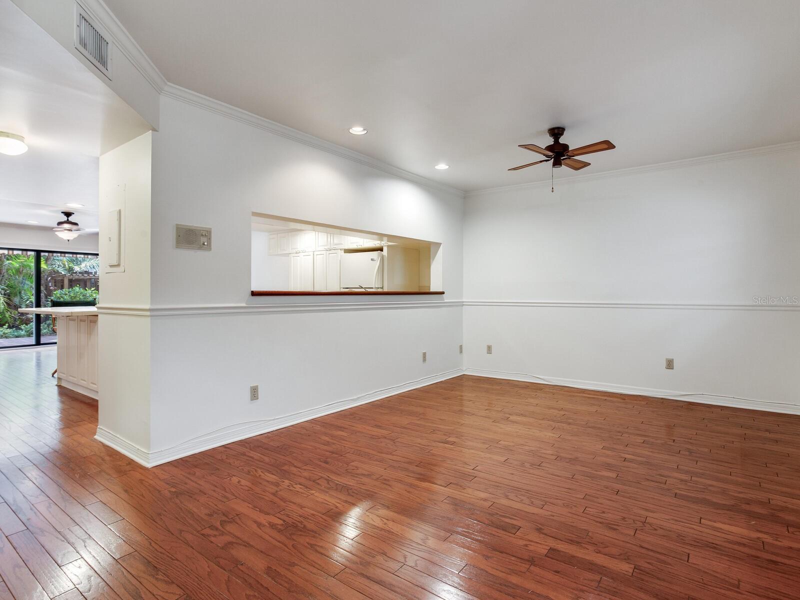 Image 15 of 54 For 3004 Mason Street B