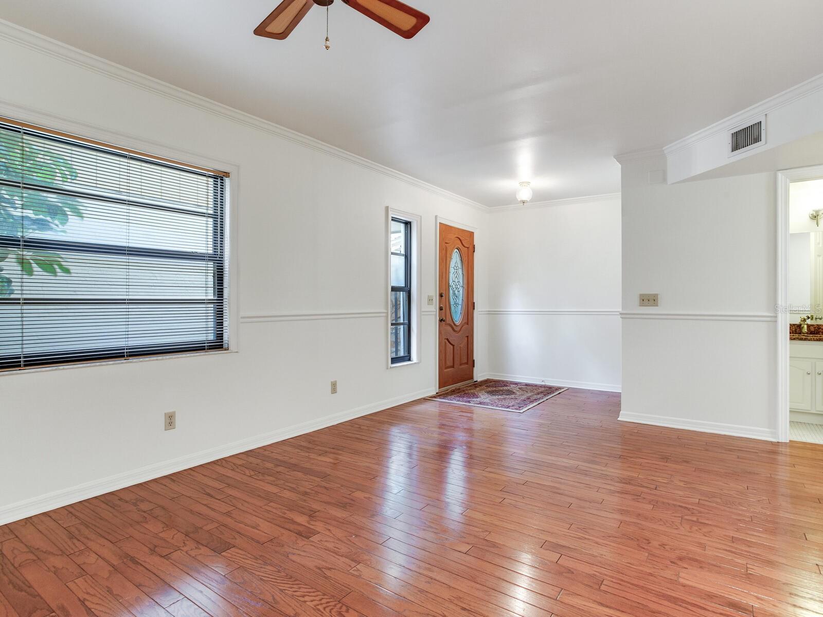 Image 17 of 54 For 3004 Mason Street B