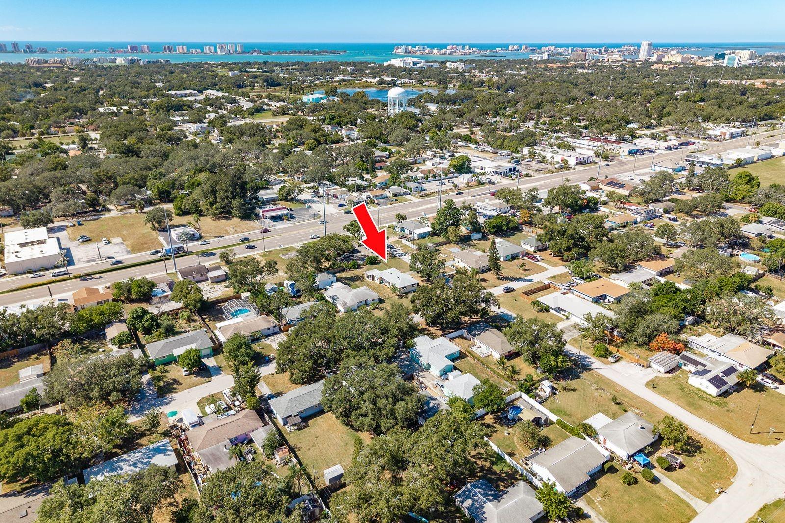 Image 2 of 40 For 1221 Woodlawn Street