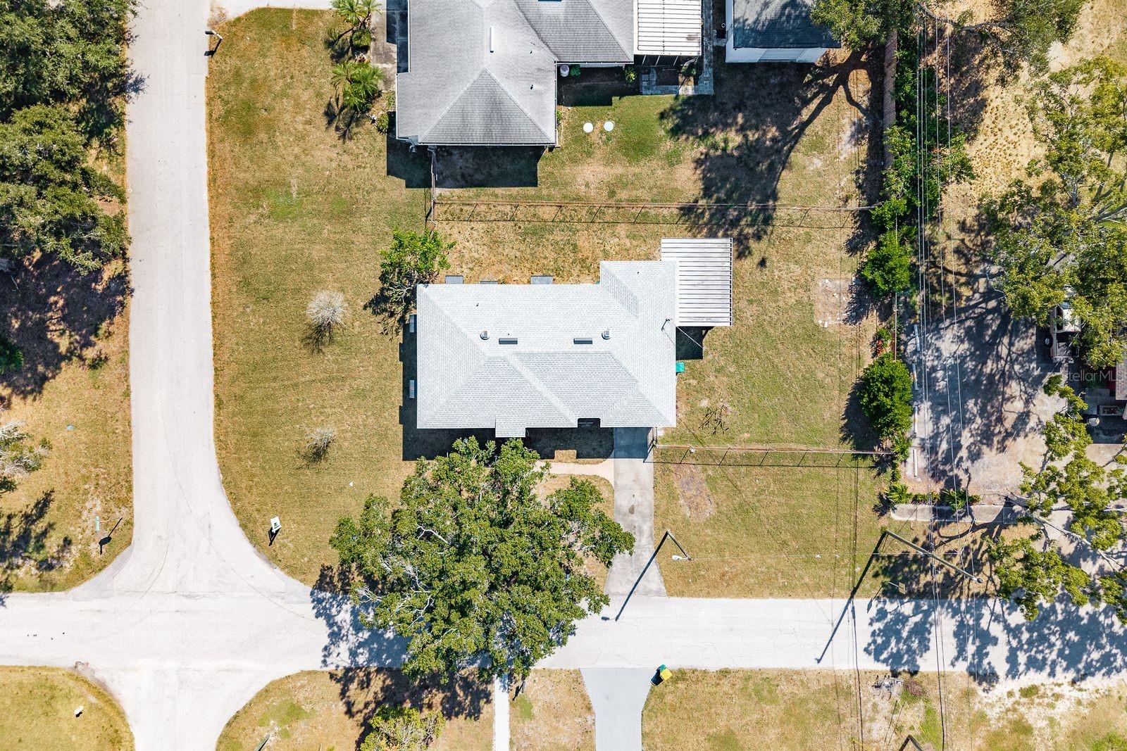 Image 39 of 40 For 1221 Woodlawn Street