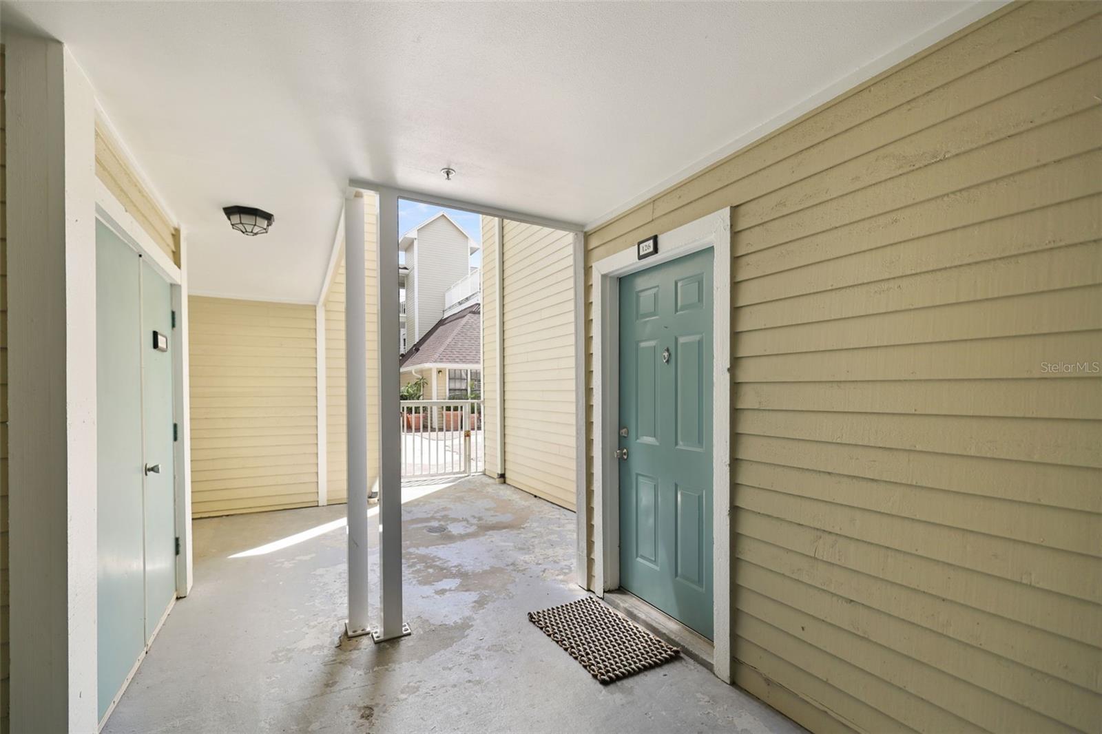 Image 9 of 53 For 1000 Horatio Street 126