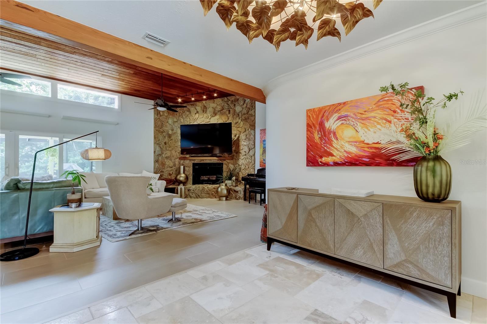 Image 12 of 75 For 1820 Pine Hill Drive