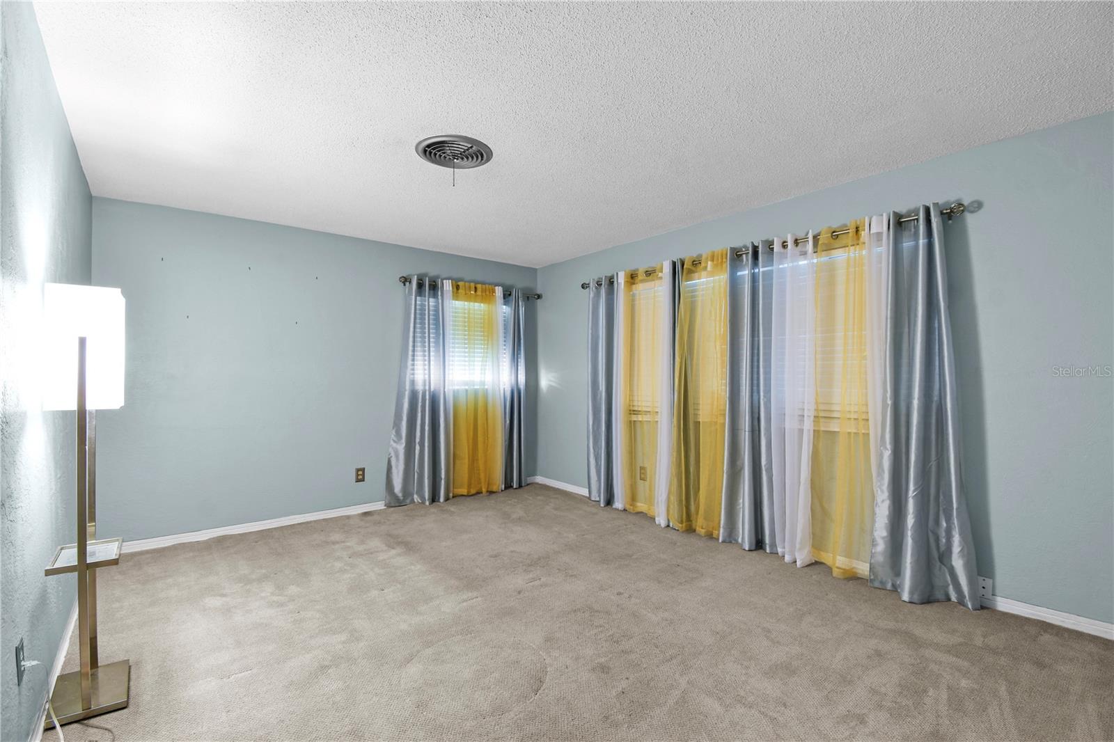 Image 17 of 57 For 2670 Pinellas Point Drive S