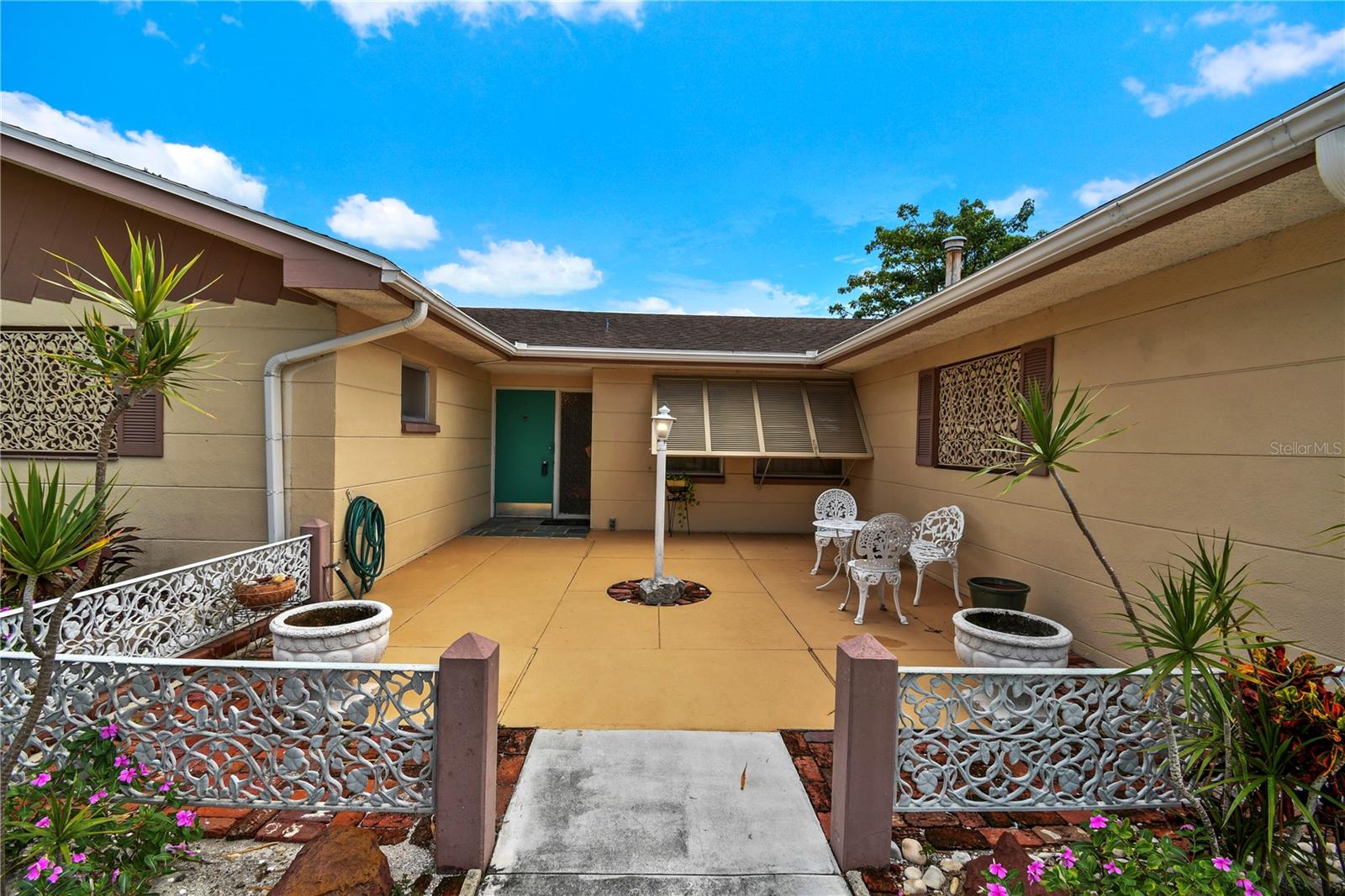 Image 3 of 57 For 2670 Pinellas Point Drive S