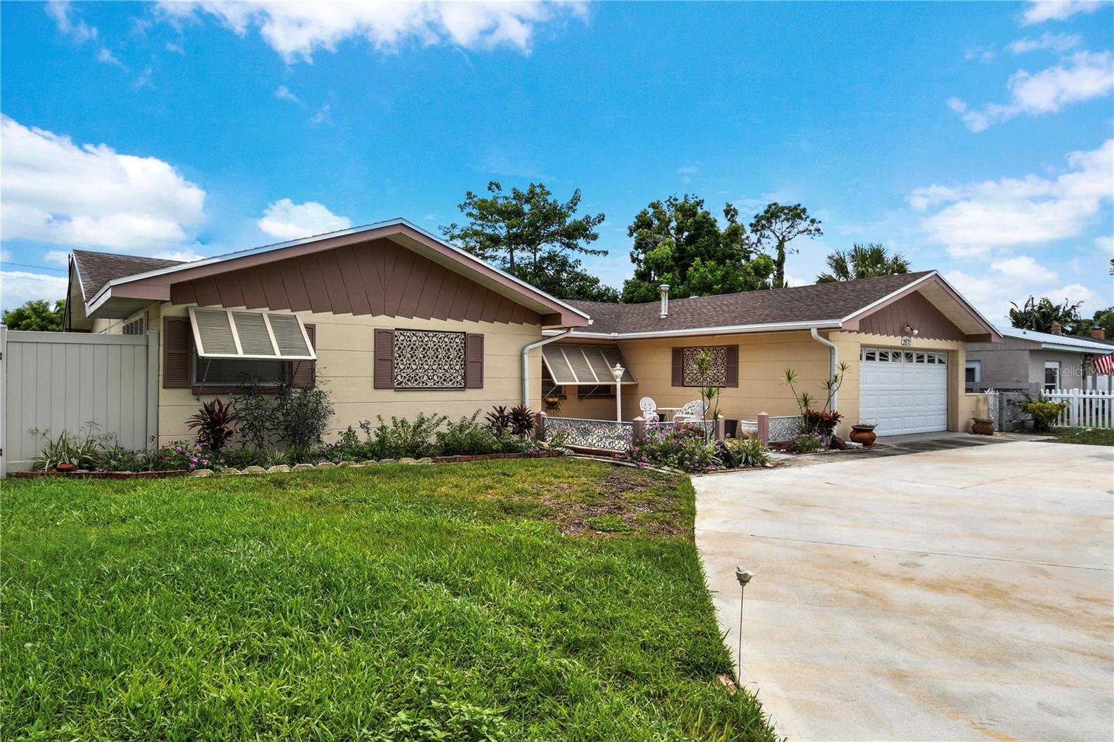 Image 6 of 57 For 2670 Pinellas Point Drive S