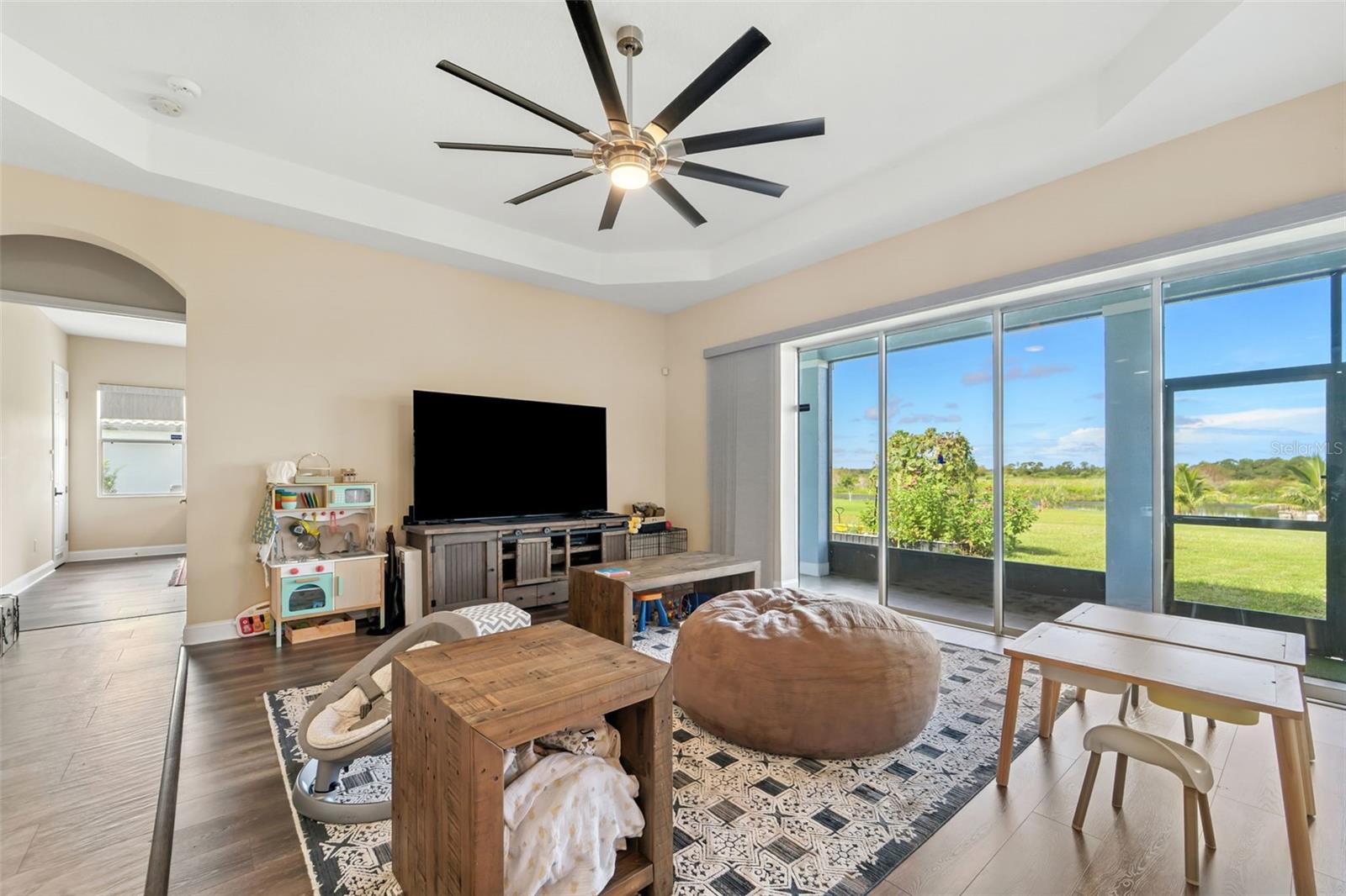 Image 11 of 46 For 5209 Lake Siena Drive