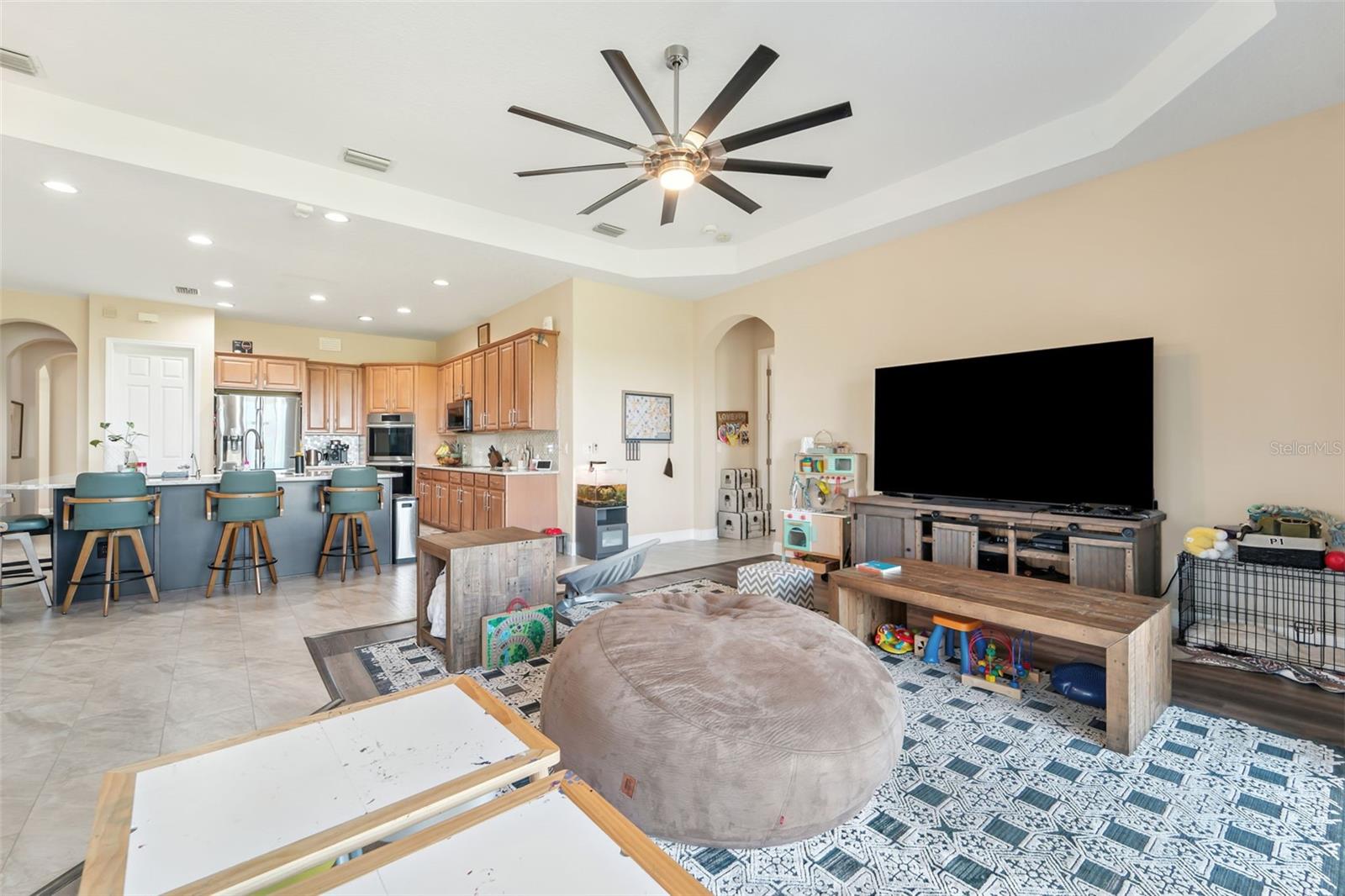 Image 12 of 46 For 5209 Lake Siena Drive