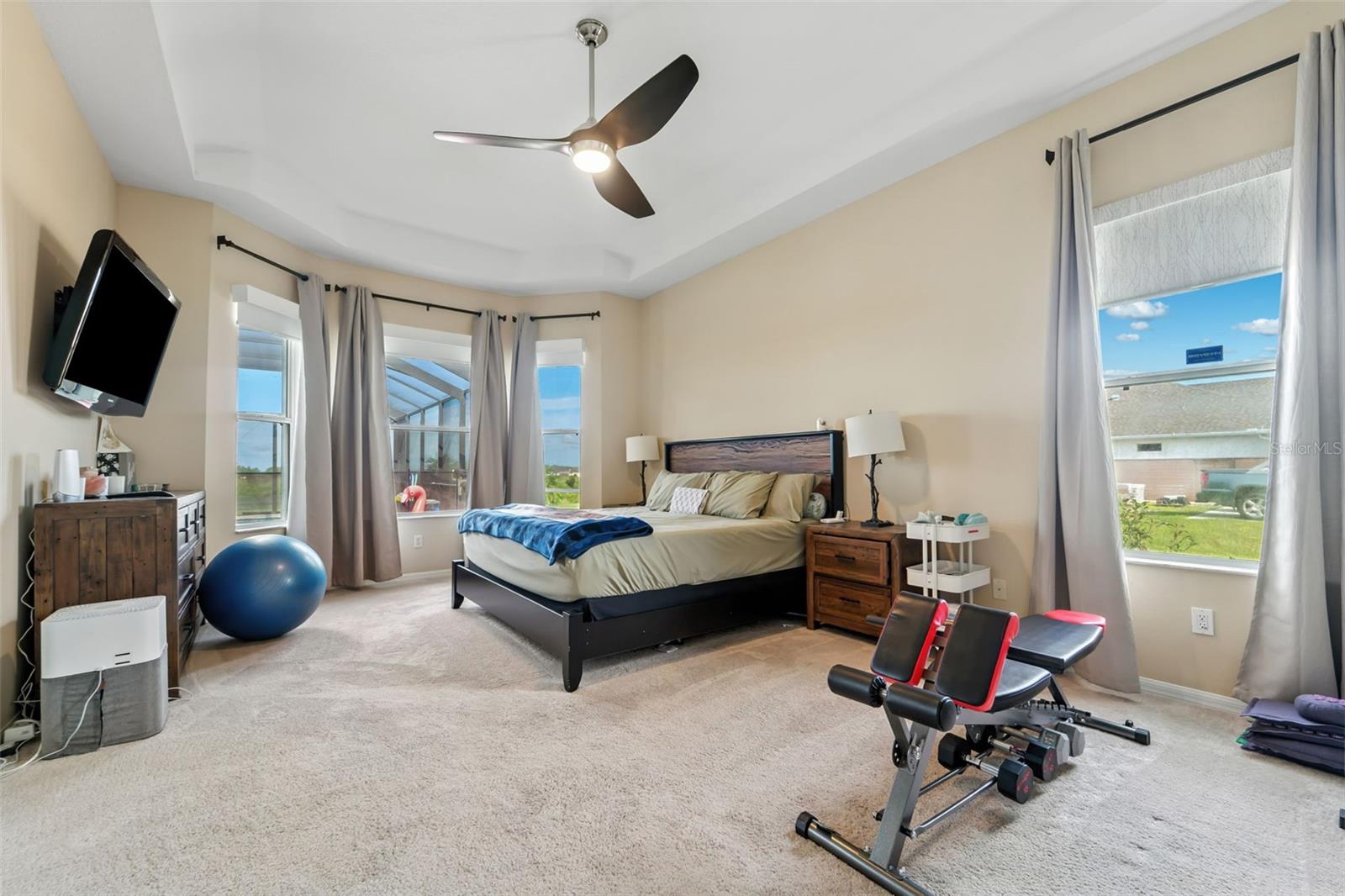 Image 18 of 46 For 5209 Lake Siena Drive