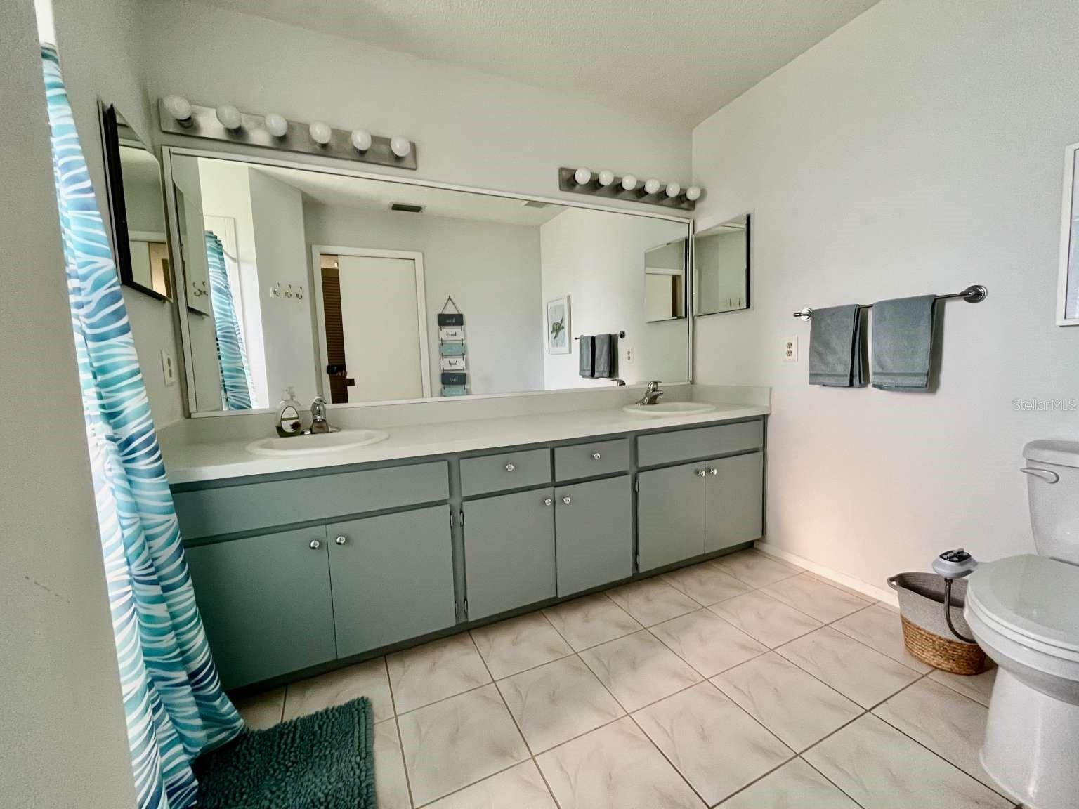 Image 15 of 24 For 7049 Rolling Green Drive