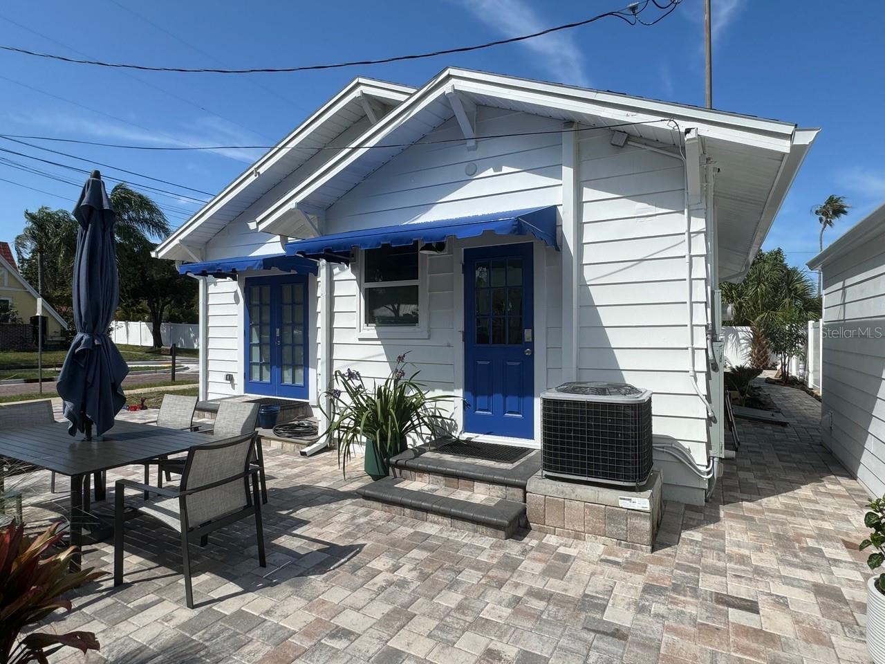 Image 7 of 34 For 410 Lemon Street