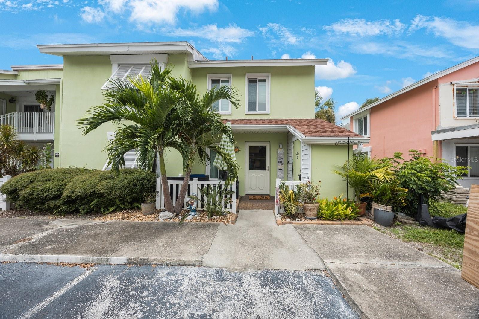 Details for 3595 41st Lane S H, ST PETERSBURG, FL 33711