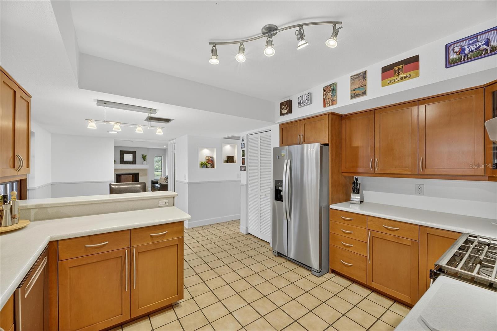 Image 15 of 80 For 413 Bayfield Drive