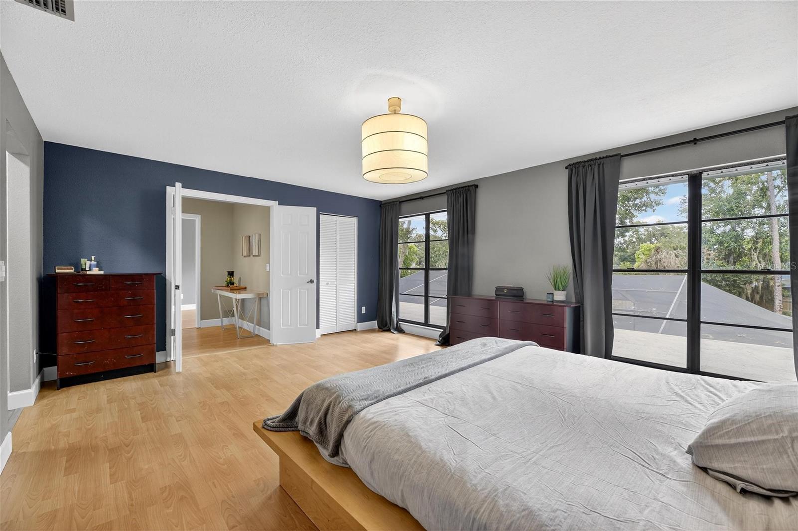 Image 37 of 80 For 413 Bayfield Drive