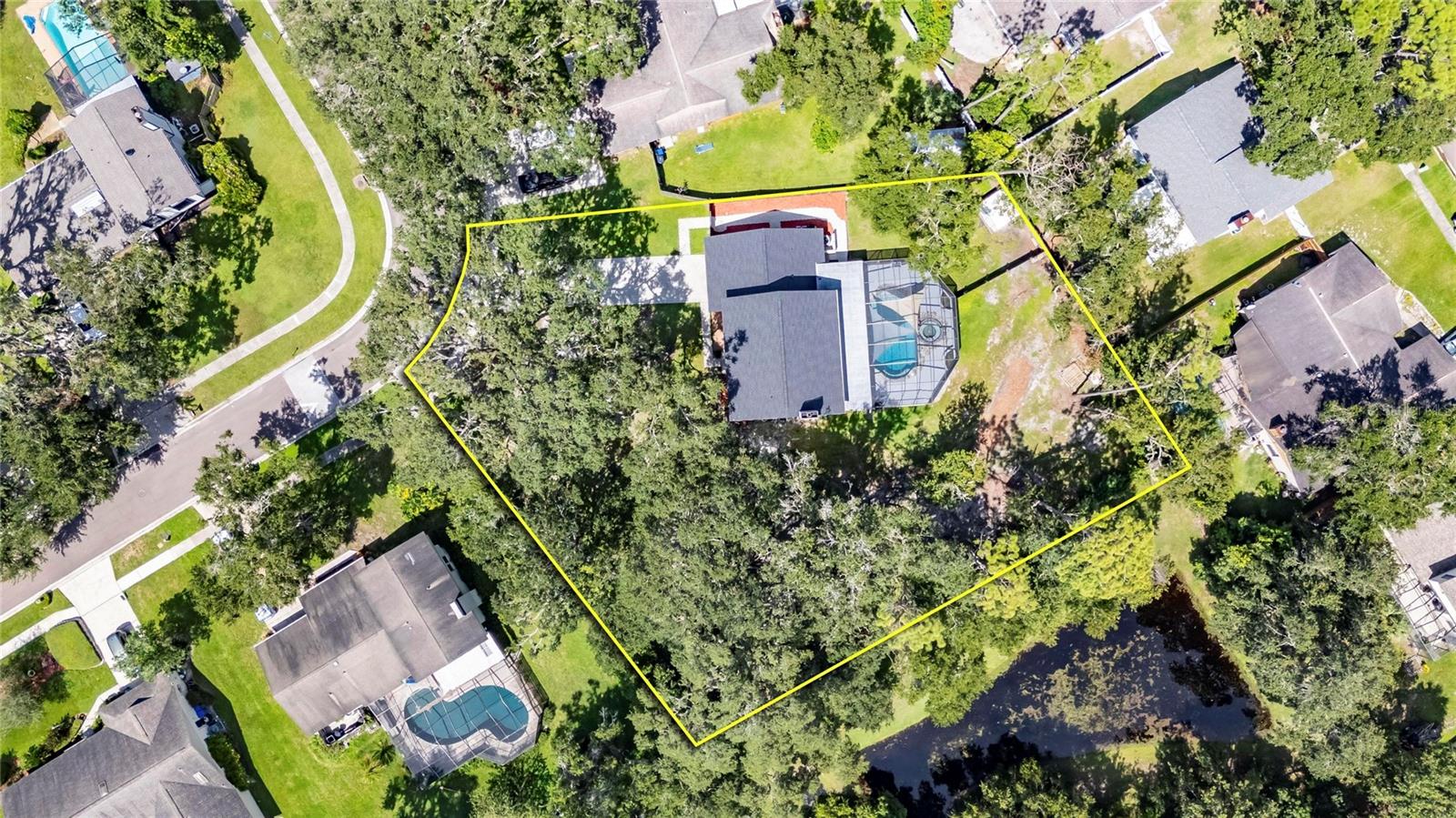 Image 4 of 80 For 413 Bayfield Drive
