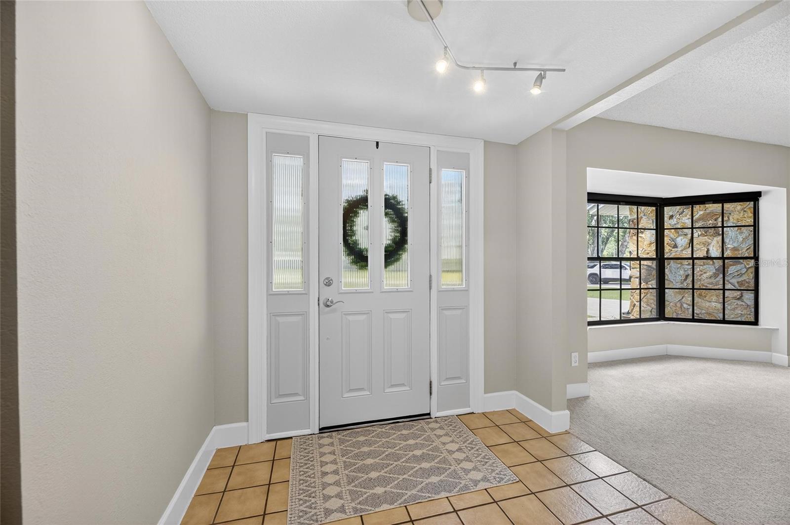 Image 6 of 80 For 413 Bayfield Drive