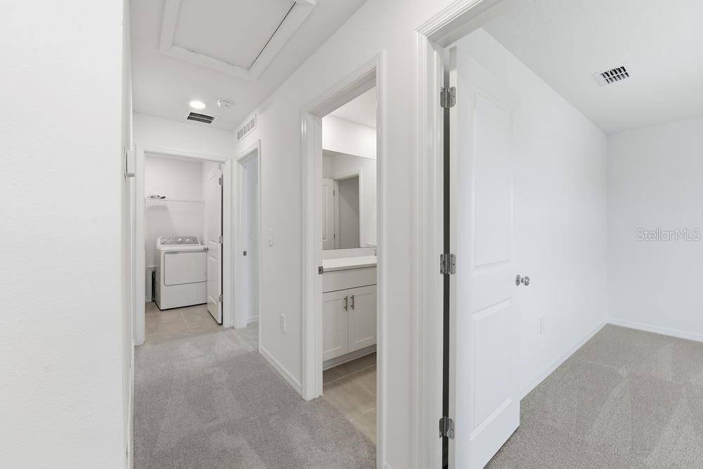 Image 27 of 37 For 13235 Commons Avenue