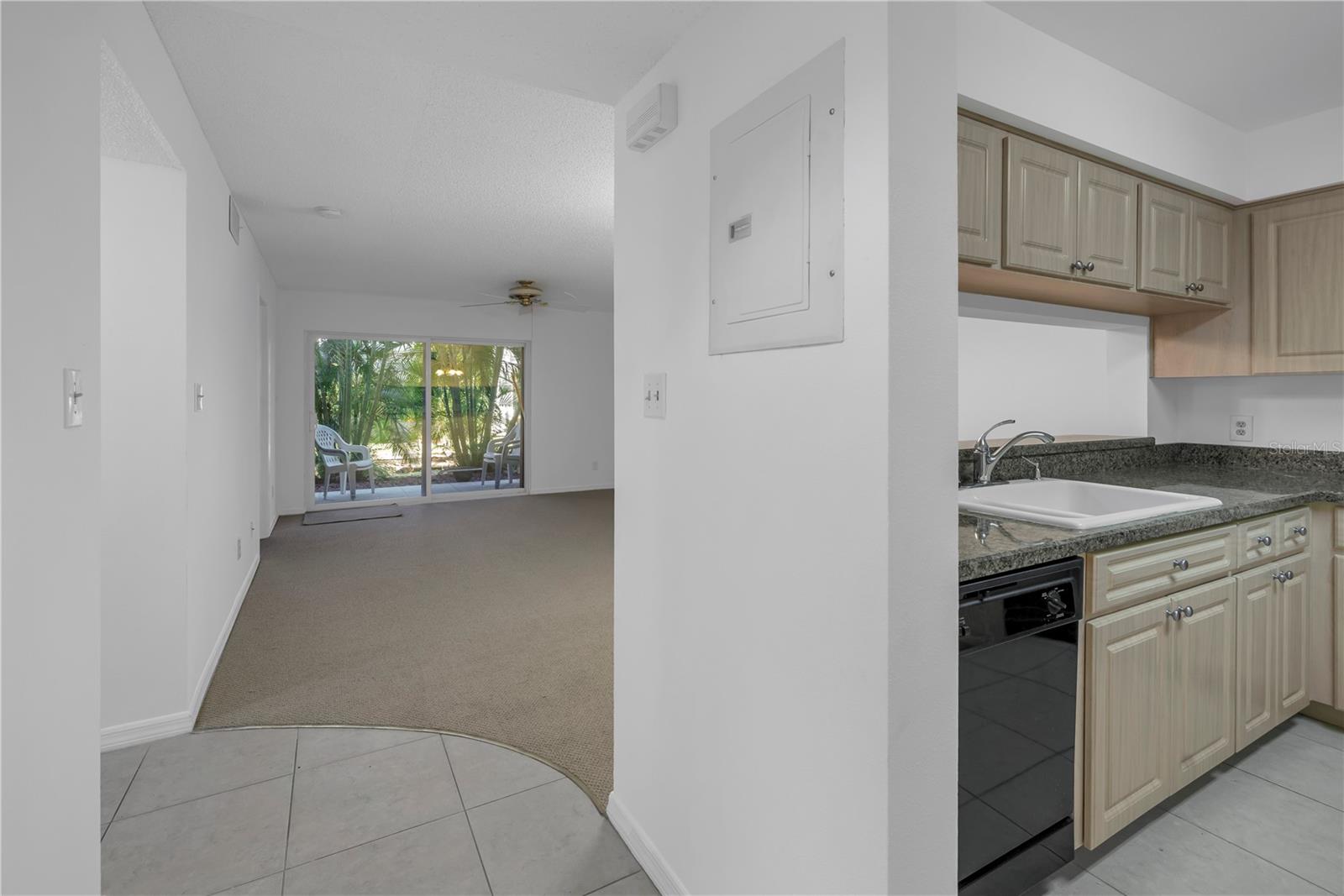 Image 7 of 33 For 6826 Stones Throw Circle N 11104