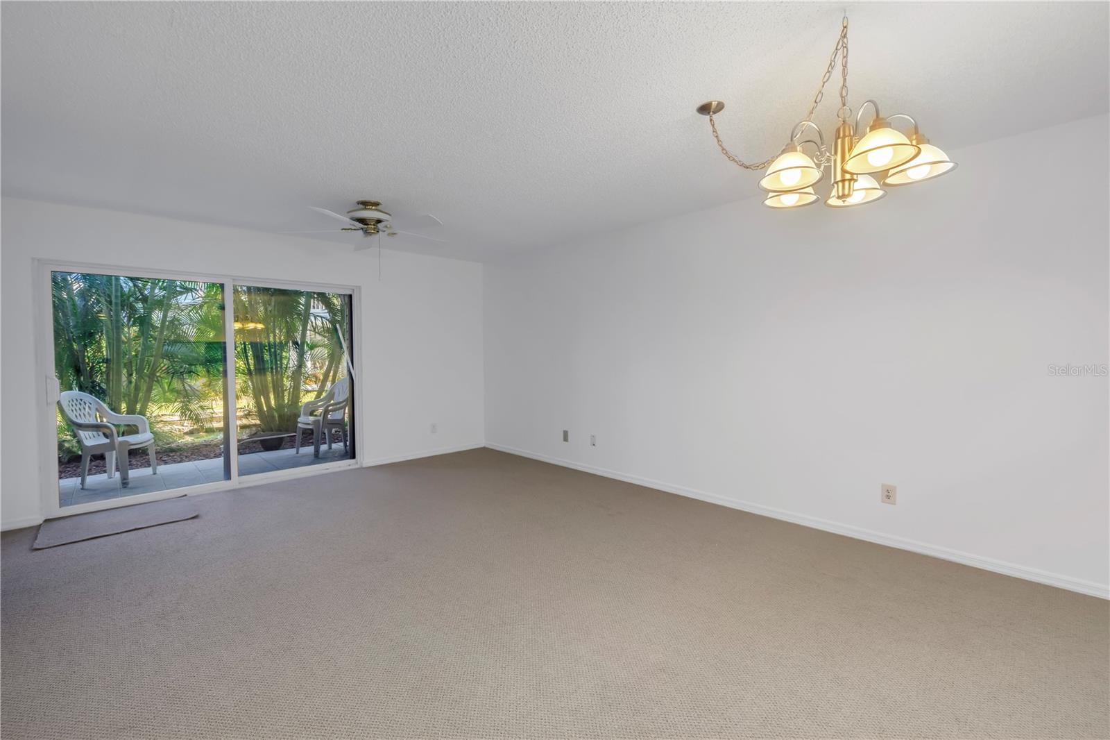 Image 9 of 33 For 6826 Stones Throw Circle N 11104