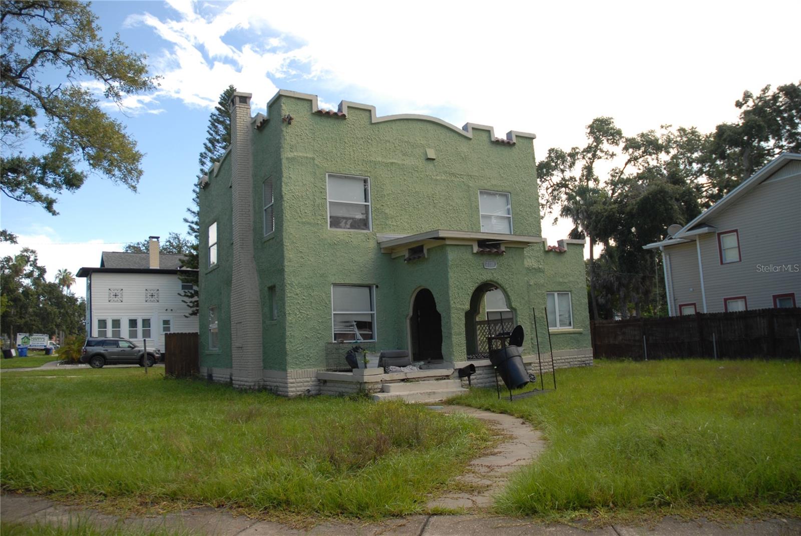 Listing Details for 2314 Trelain Drive S, ST PETERSBURG, FL 33712