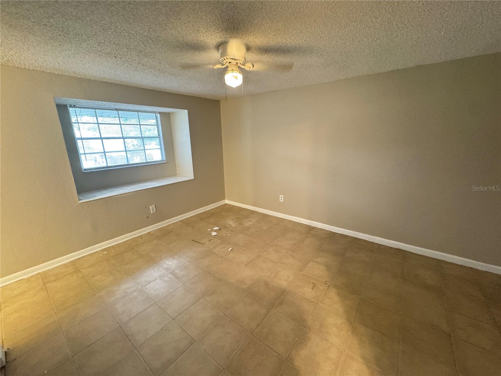 Image 5 of 16 For 8508 Pinehurst Drive