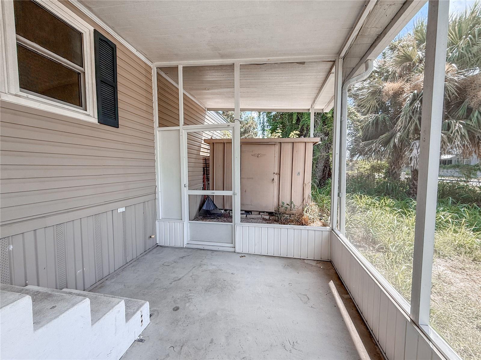 Image 2 of 17 For 956 Southern Avenue