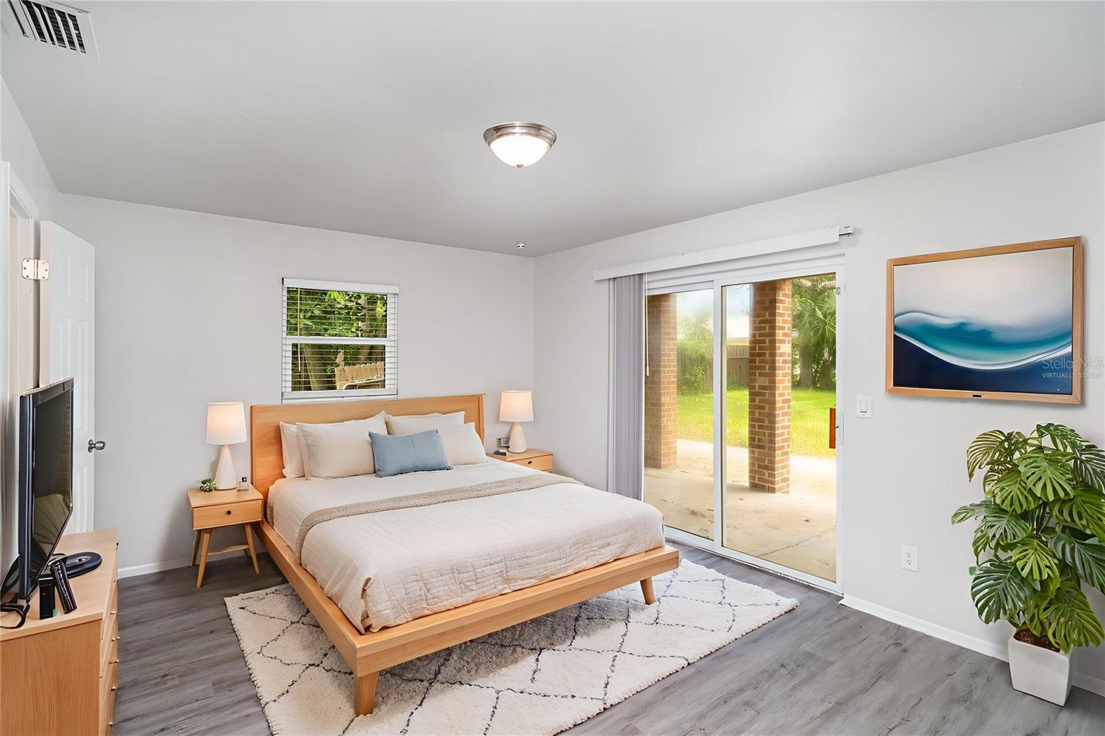 Image 10 of 33 For 711 64th Avenue Drive E
