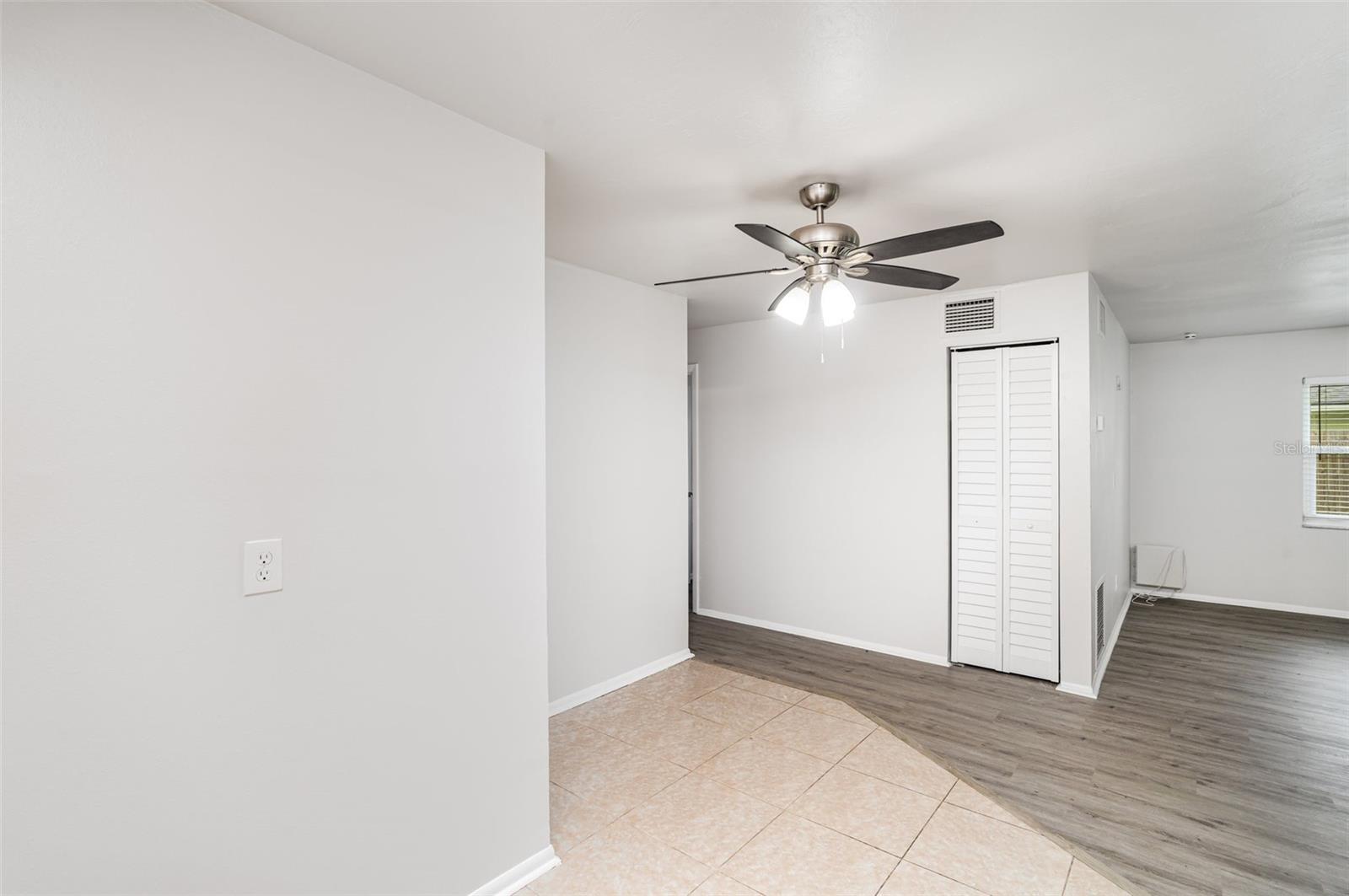 Image 3 of 33 For 711 64th Avenue Drive E