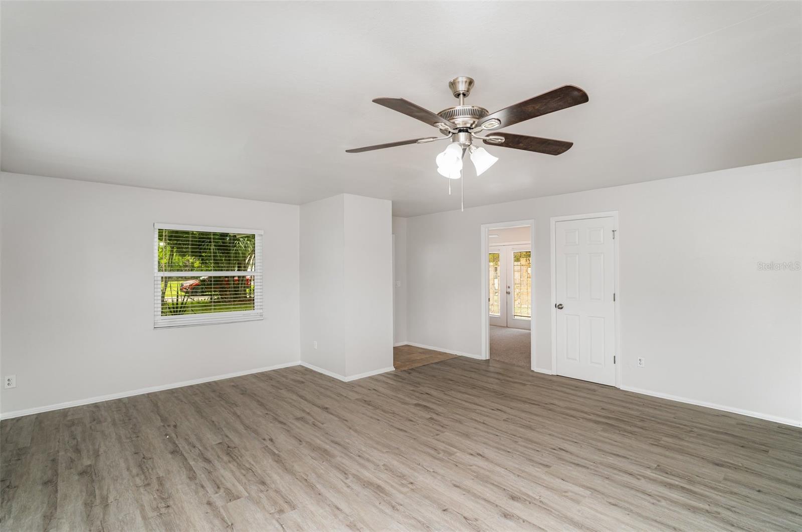 Image 5 of 33 For 711 64th Avenue Drive E